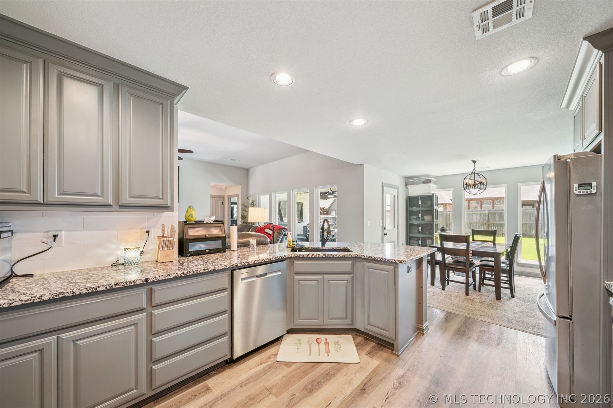 6001 S 13th Street Broken Arrow OK 74011