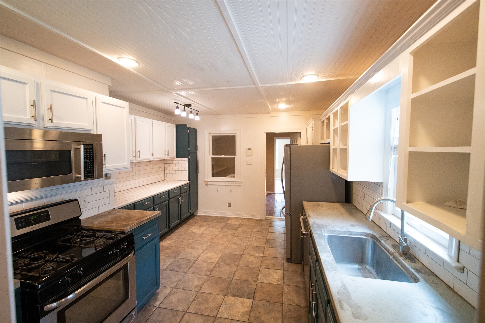2124 E 19th Street Tulsa OK 74104