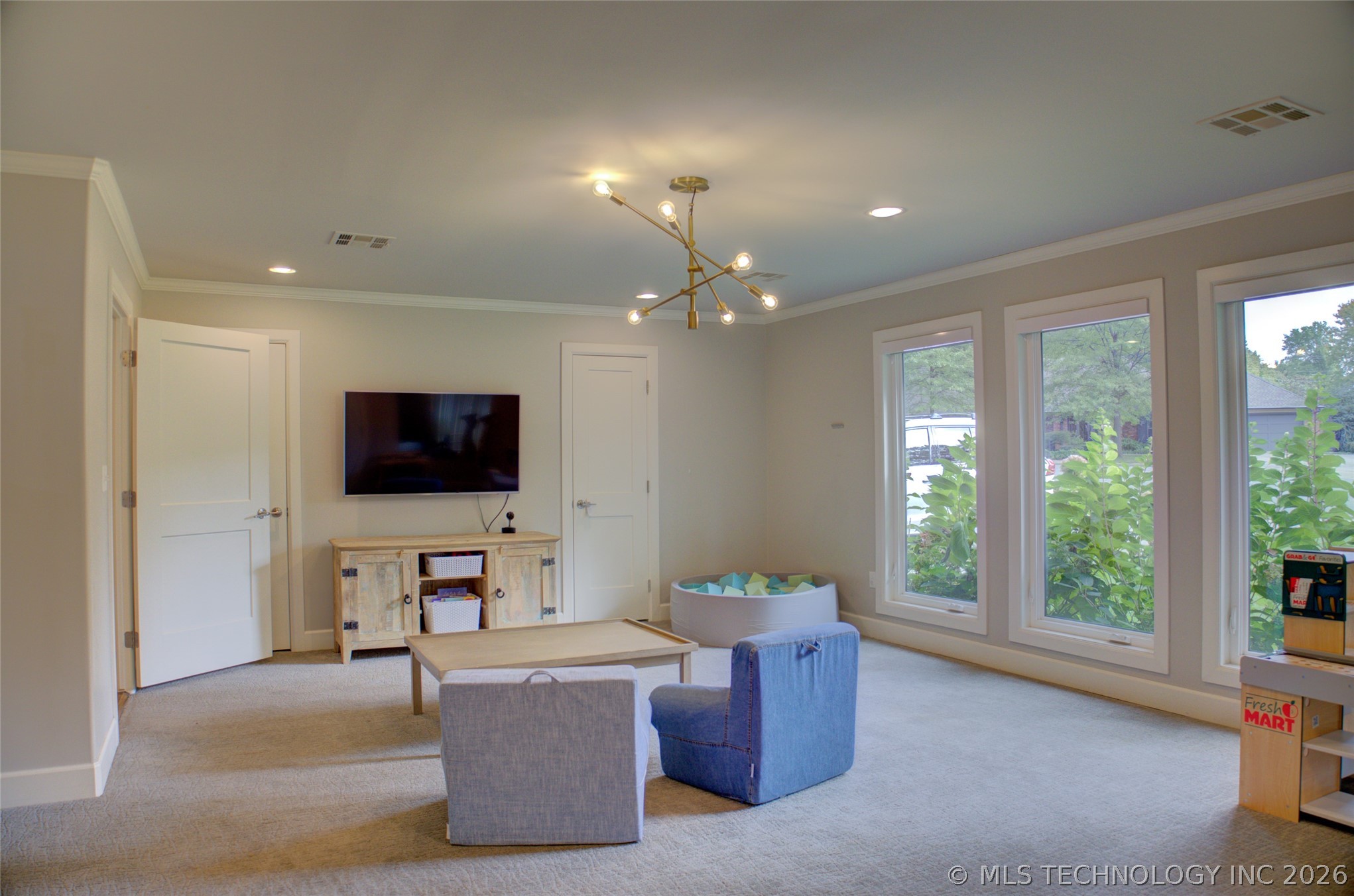 4728 S Lewis Court Tulsa OK 74105