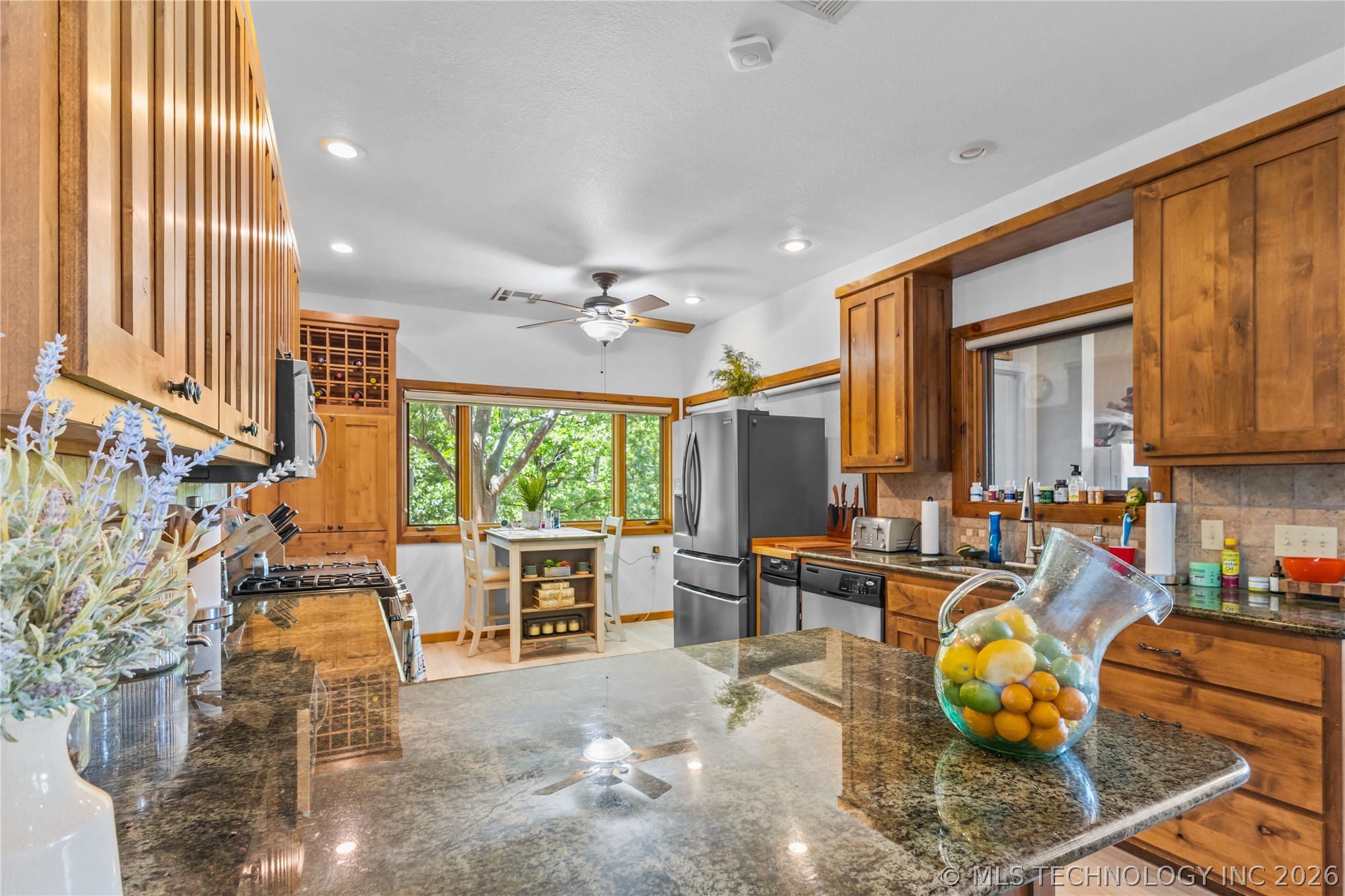 1807 Rose Lane Eufaula OK 74432