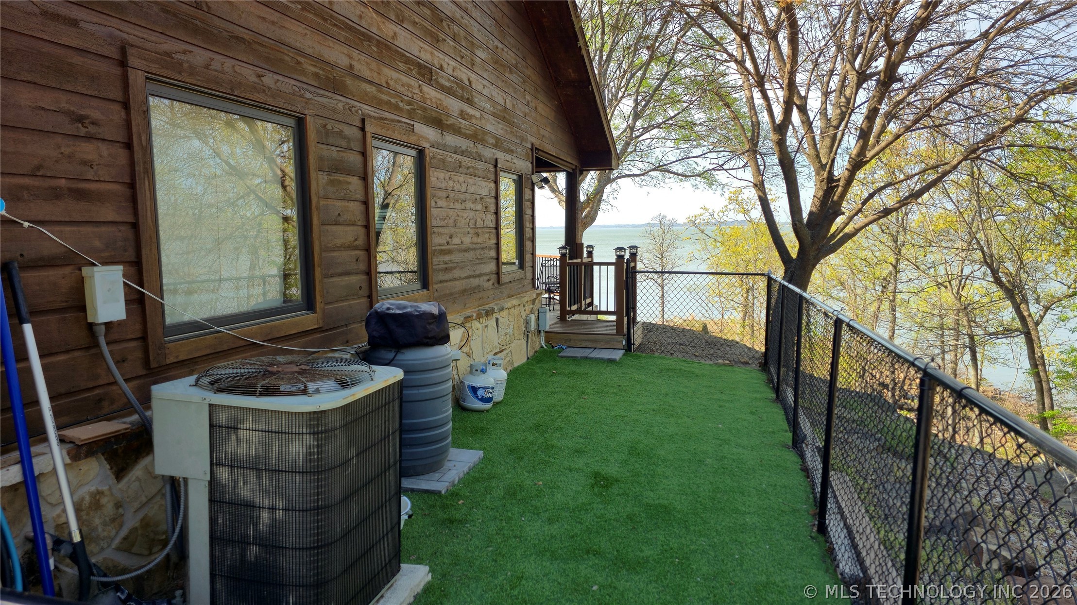 1807 Rose Lane Eufaula OK 74432