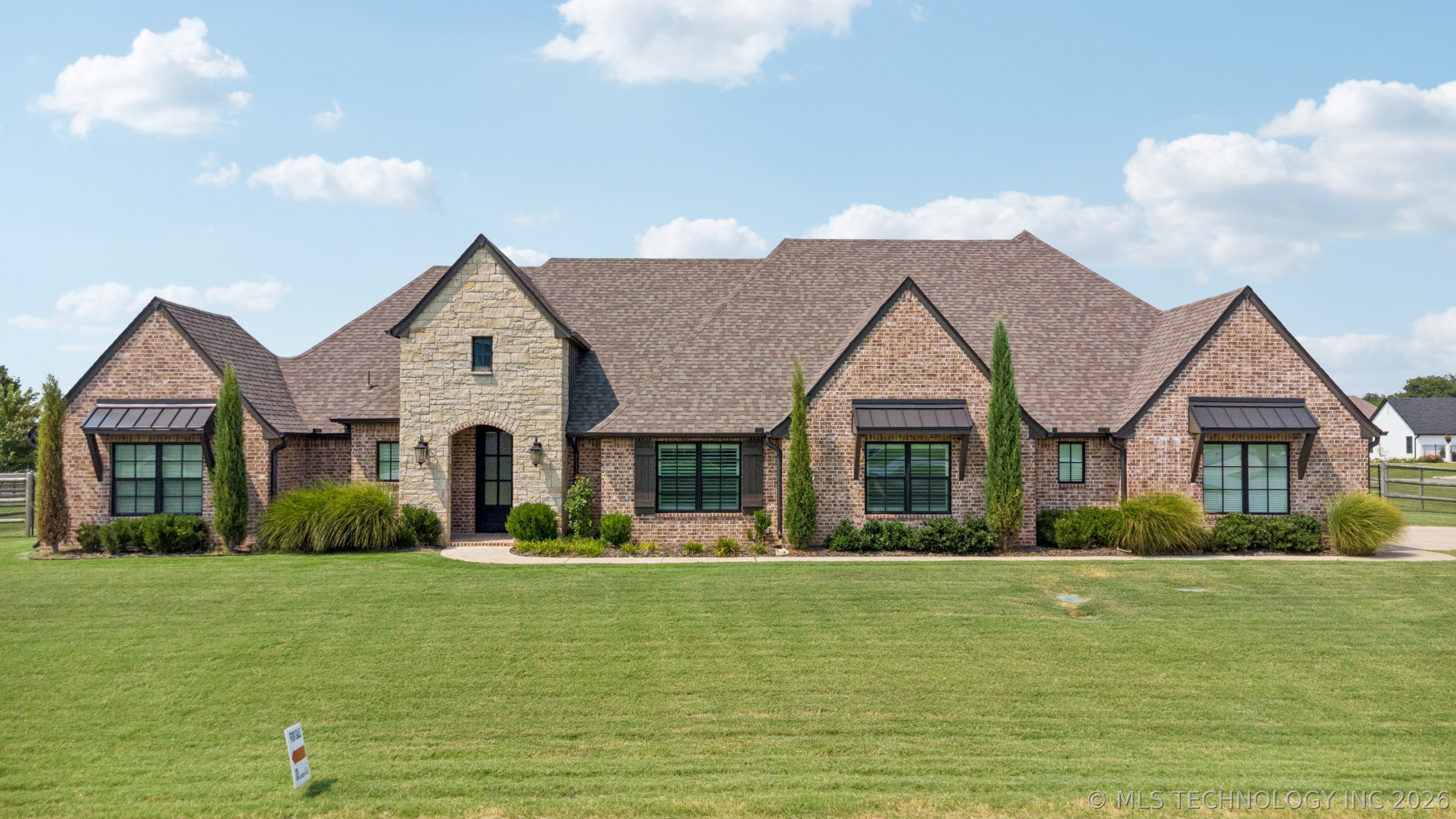 6270 N Creekwood Drive Owasso OK 74055