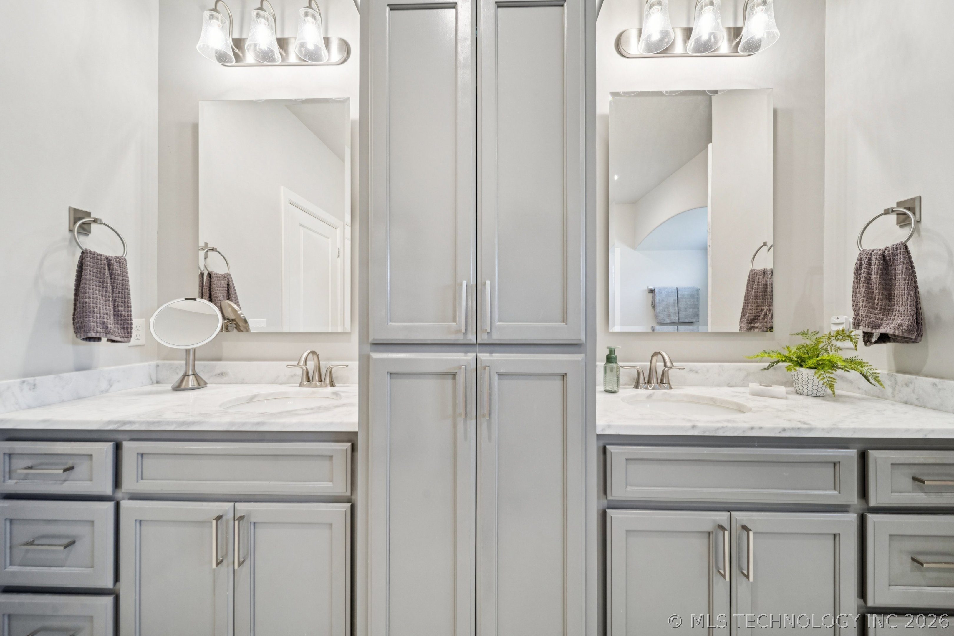 6270 N Creekwood Drive Owasso OK 74055