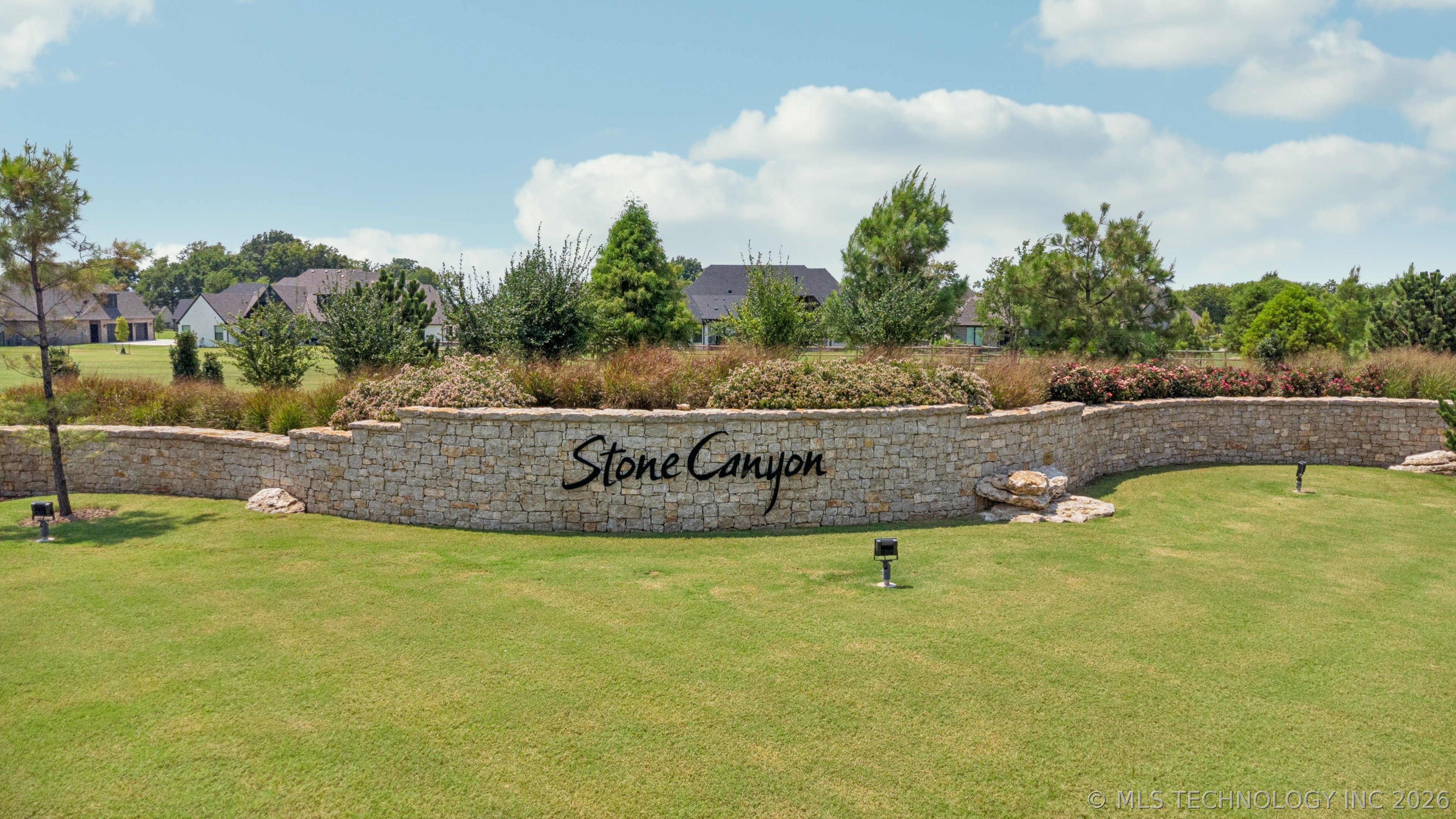 6270 N Creekwood Drive Owasso OK 74055
