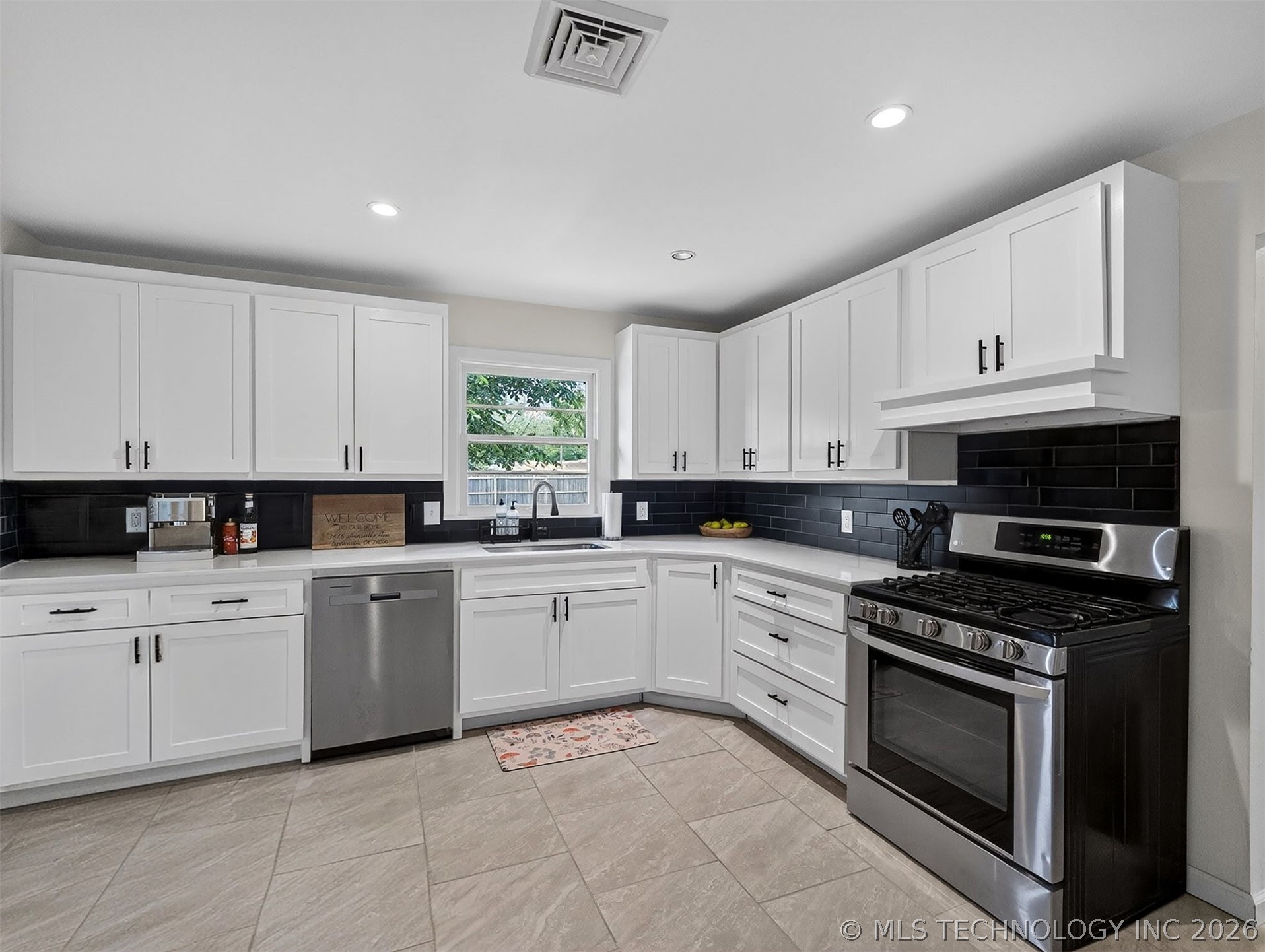 3618 Henrietta Avenue Bartlesville OK 74006