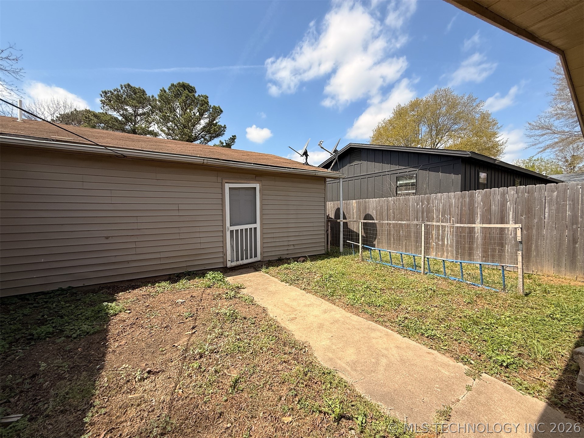 605 W Blair Avenue Wilburton OK 74578