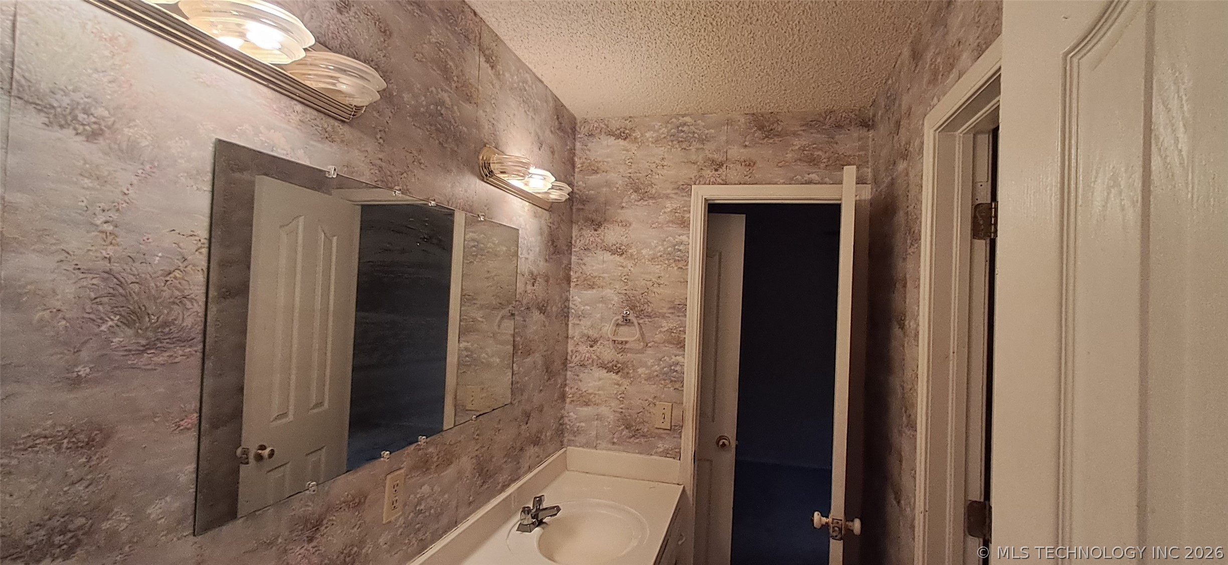 9107 E 66th Street Tulsa OK 74133