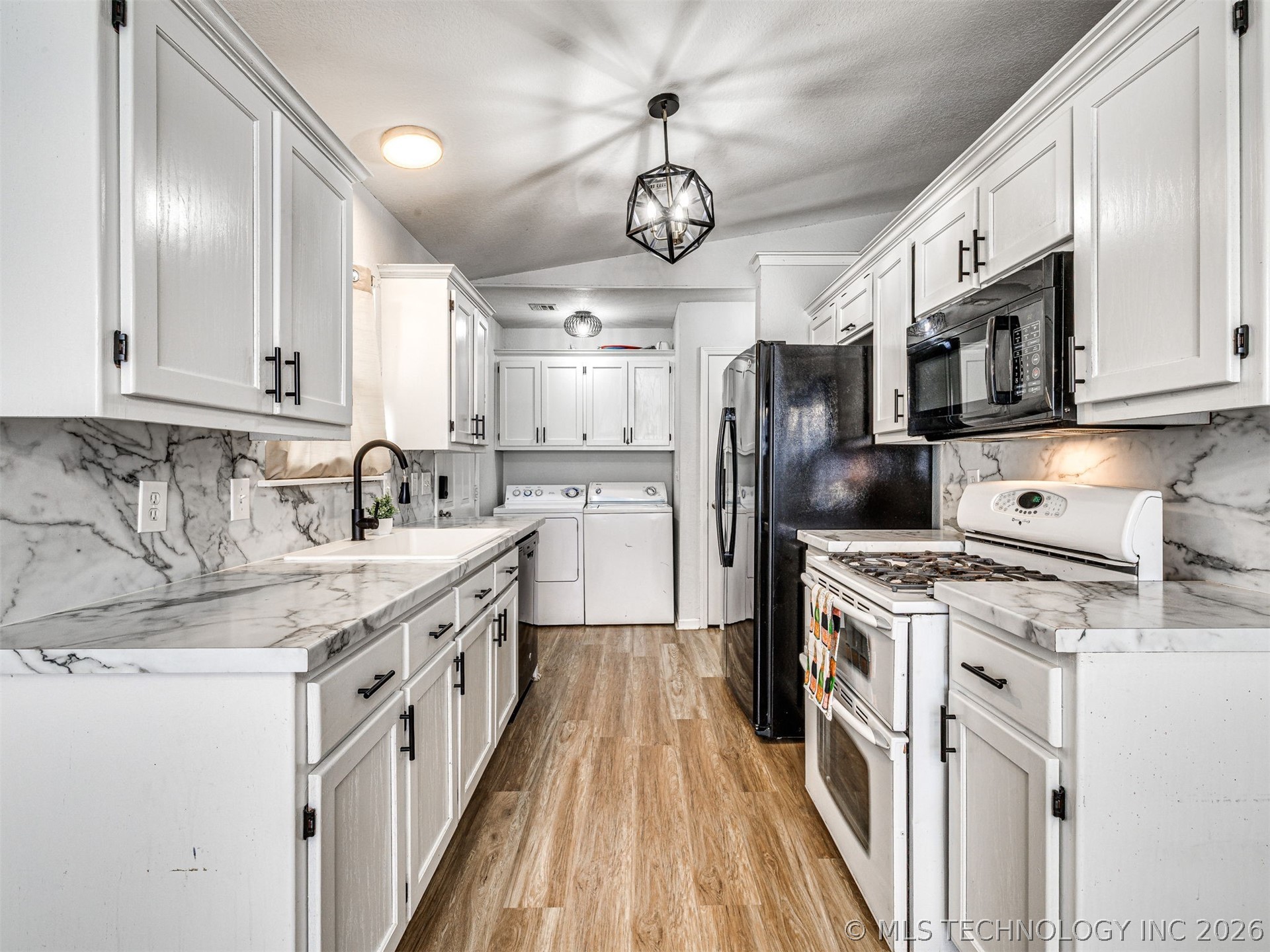 17 W Ross Avenue W Sapulpa OK 74066