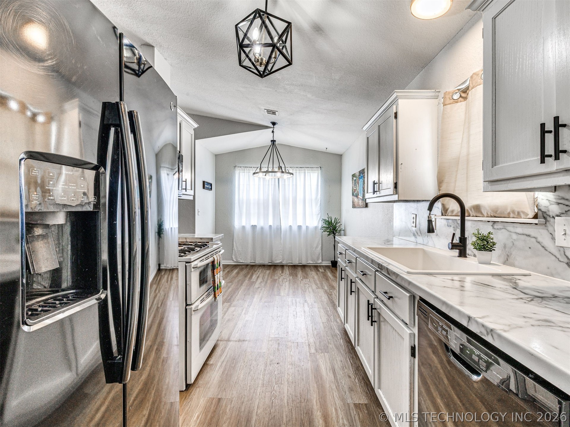 17 W Ross Avenue W Sapulpa OK 74066