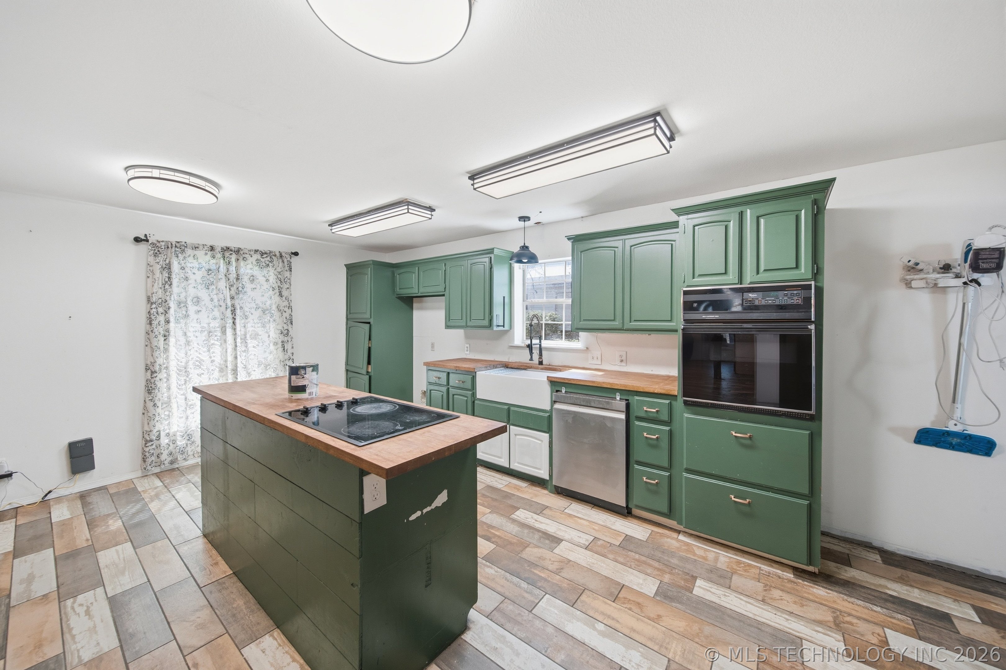 15601 S 4190 Road Claremore OK 74017
