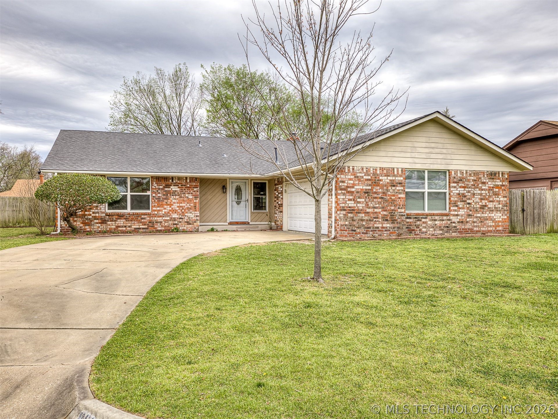 8960 E 16th Place Tulsa OK 74112