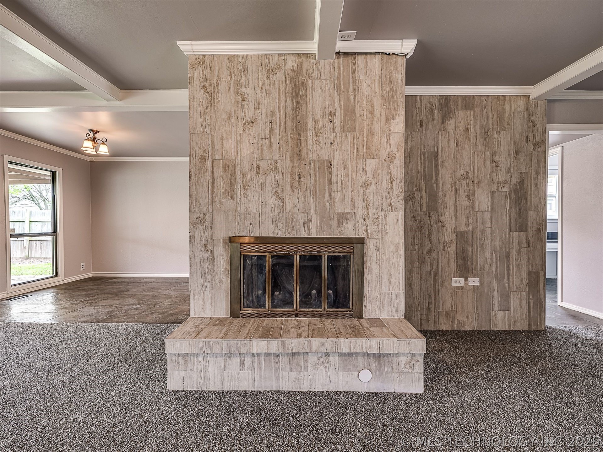 8960 E 16th Place Tulsa OK 74112