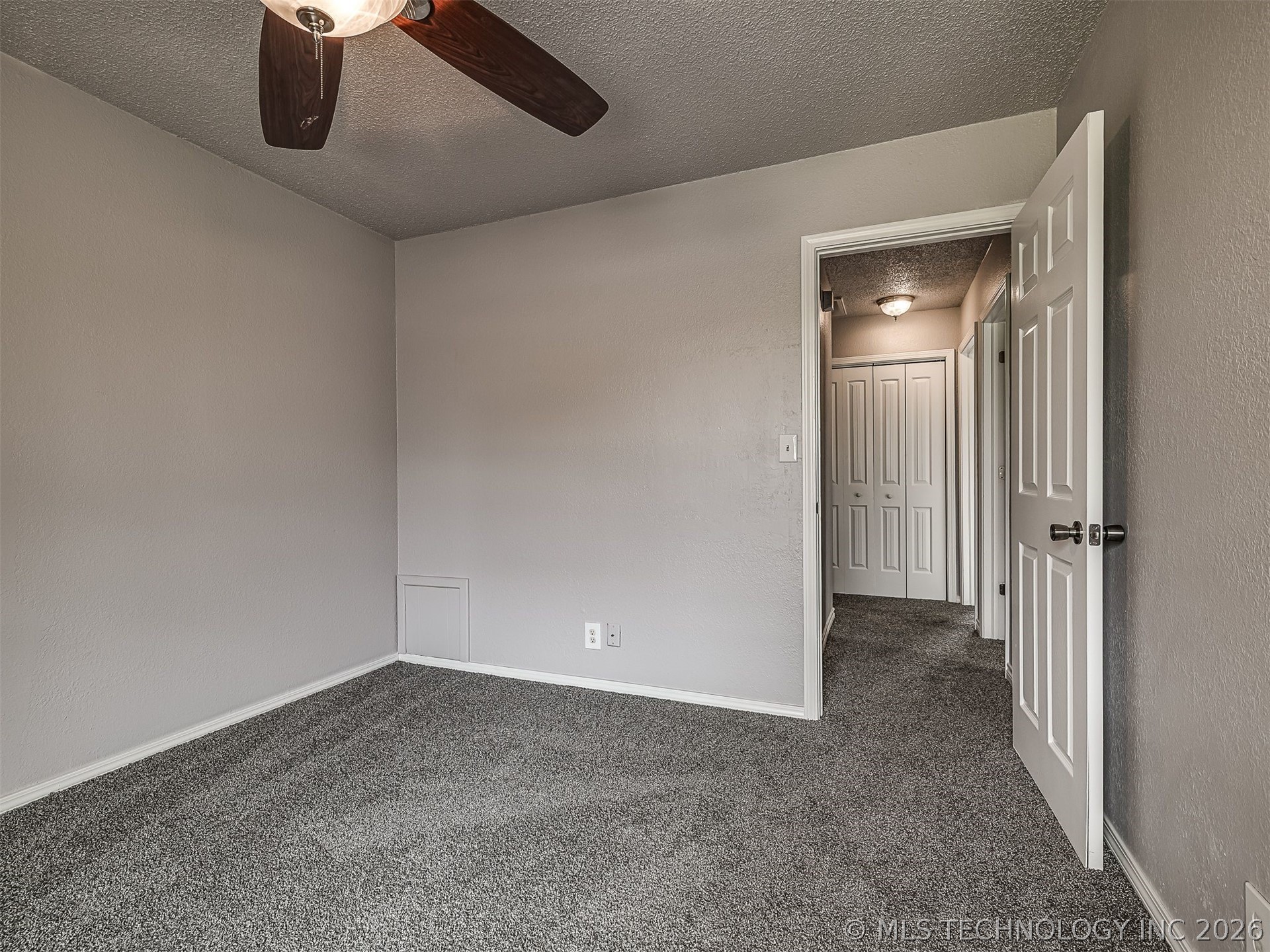 8960 E 16th Place Tulsa OK 74112