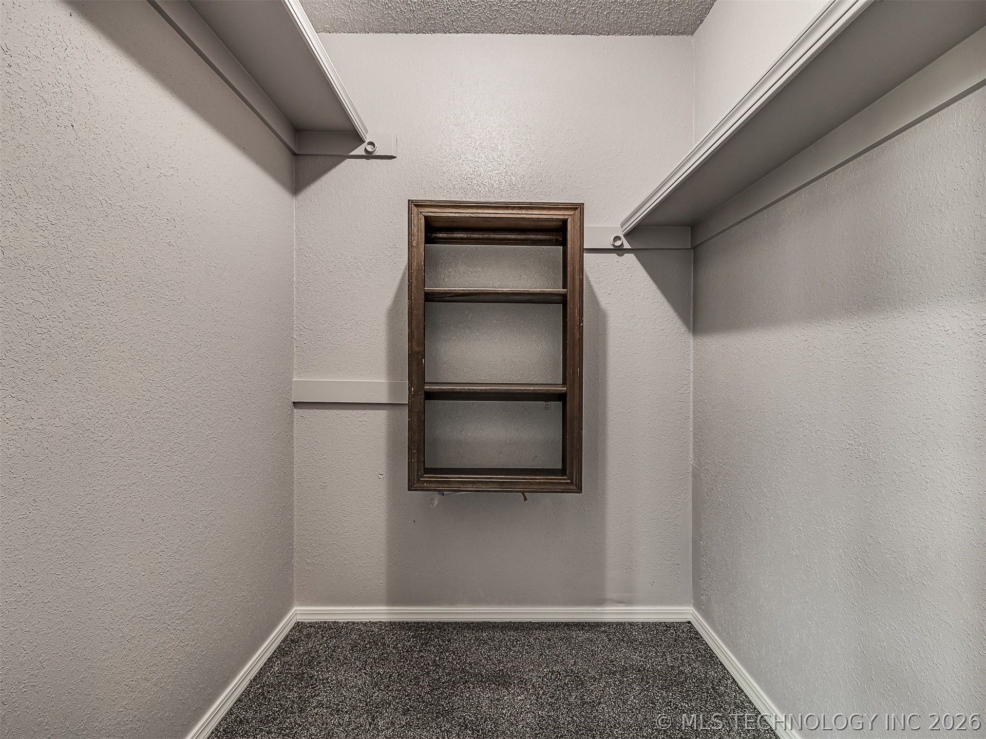 8960 E 16th Place Tulsa OK 74112