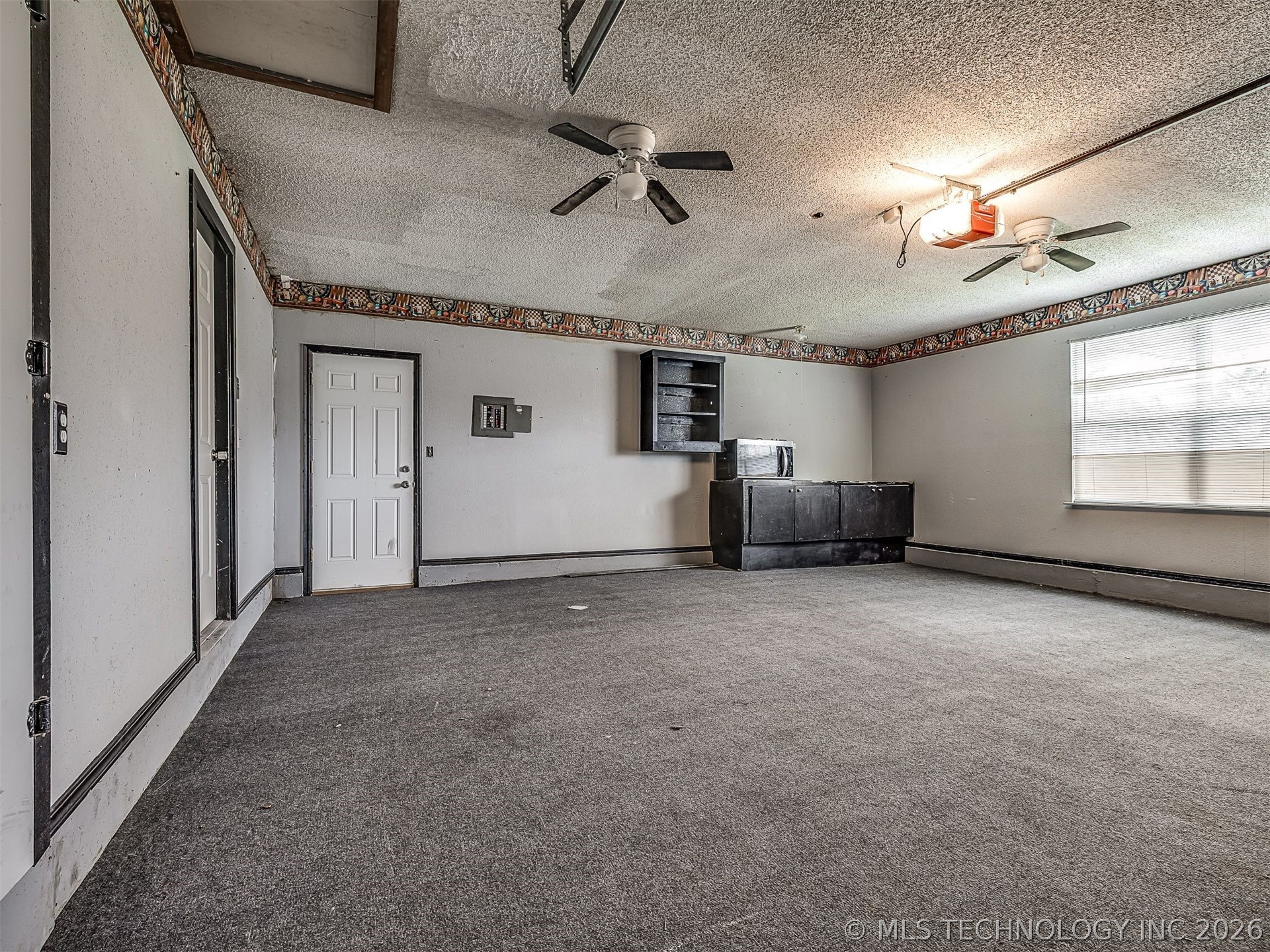 8960 E 16th Place Tulsa OK 74112