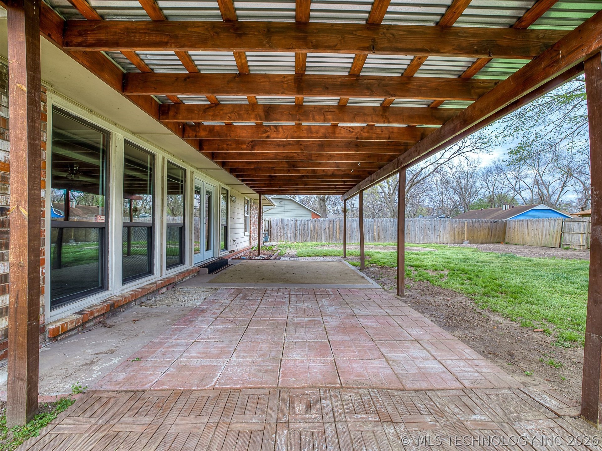 8960 E 16th Place Tulsa OK 74112