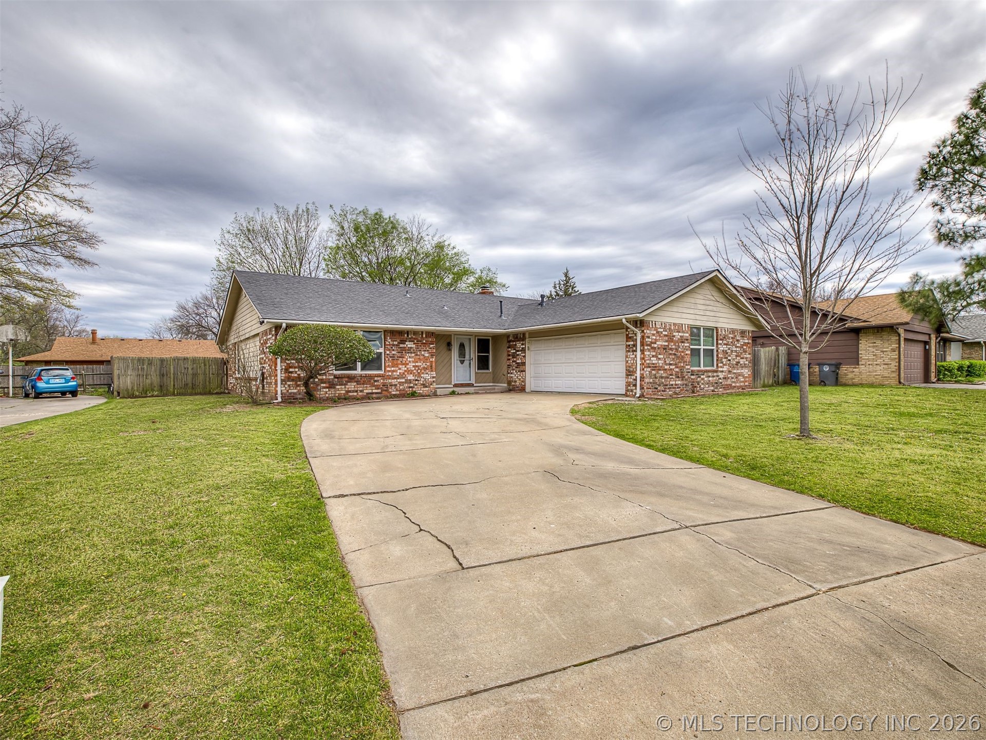 8960 E 16th Place Tulsa OK 74112