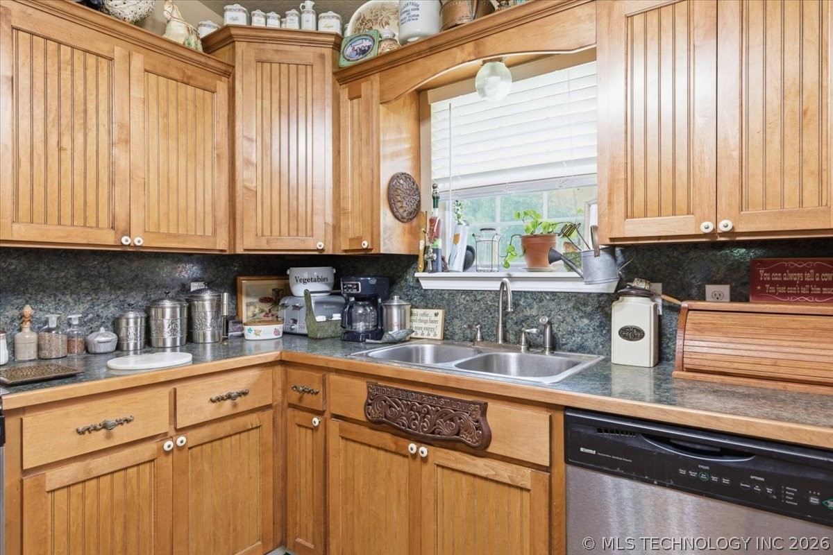 17500 County Road 3470 Roff OK 74865