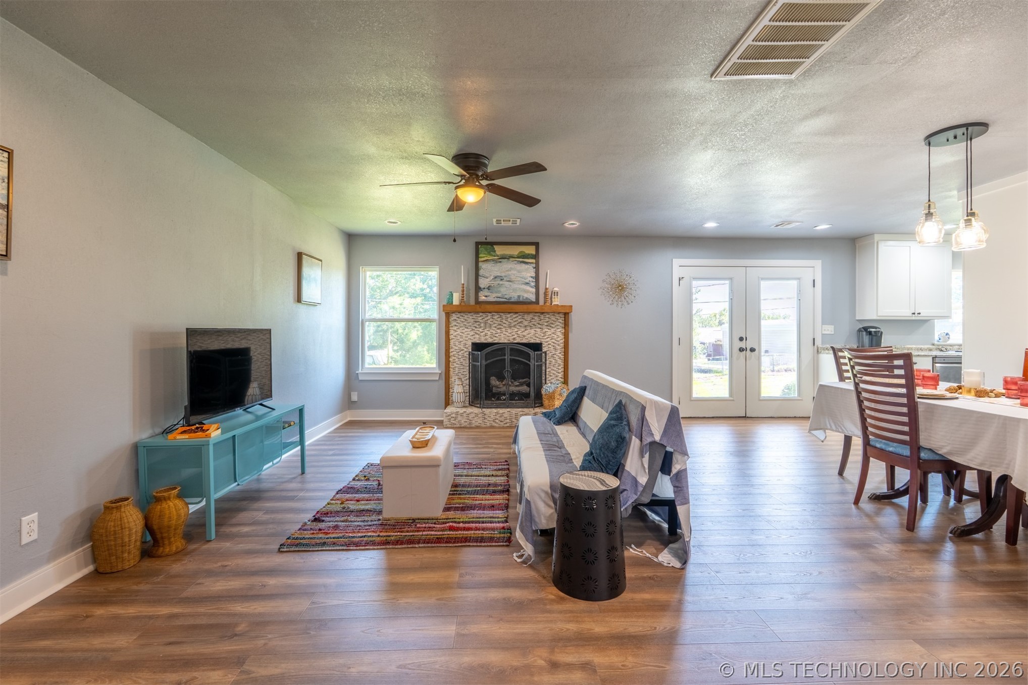 212 E 13th Street Sand Springs OK 74063