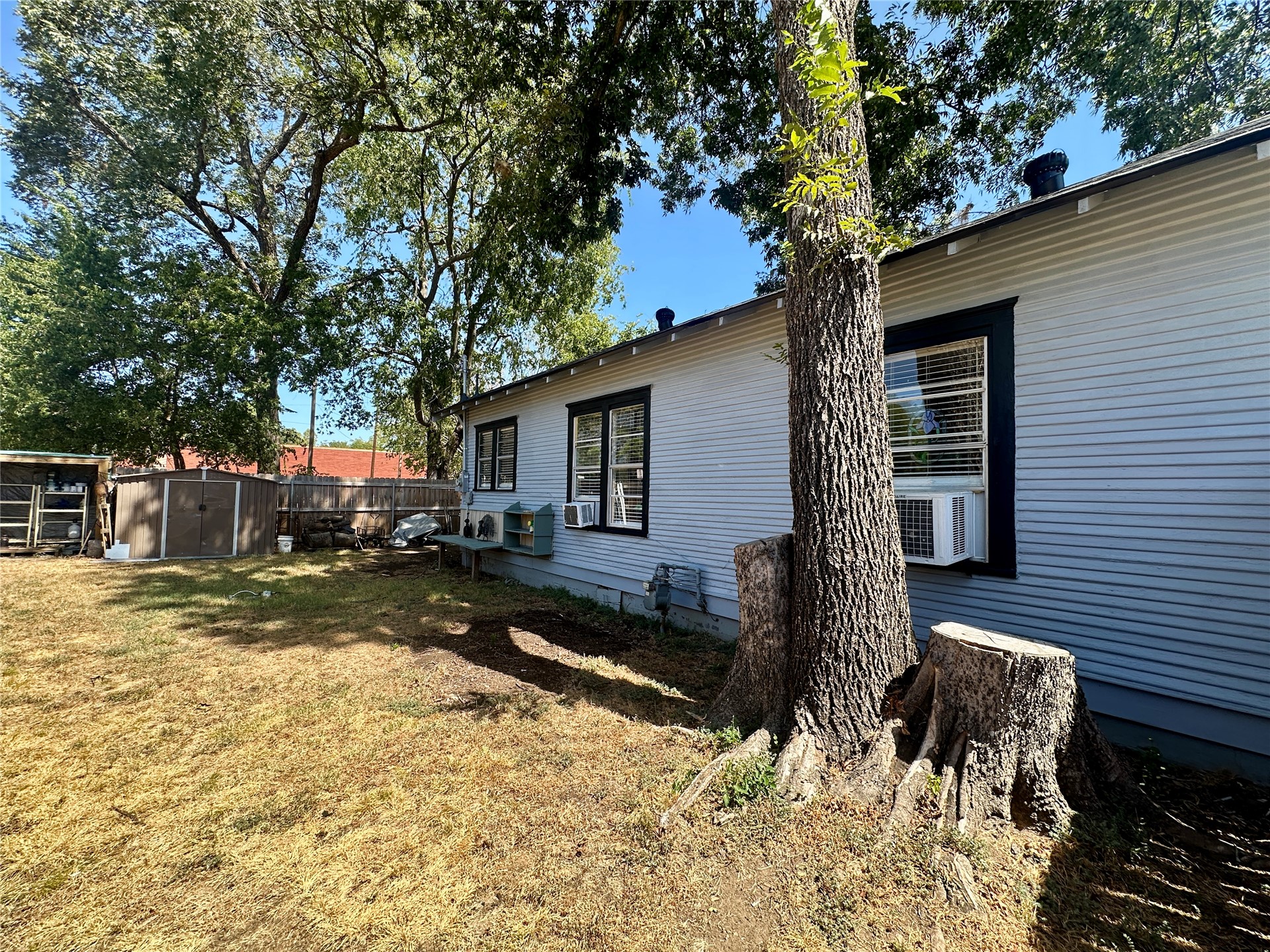 1410 W Elm Street Durant OK 74701