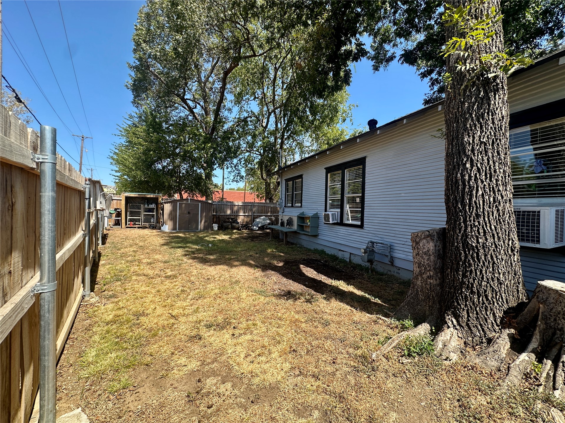 1410 W Elm Street Durant OK 74701