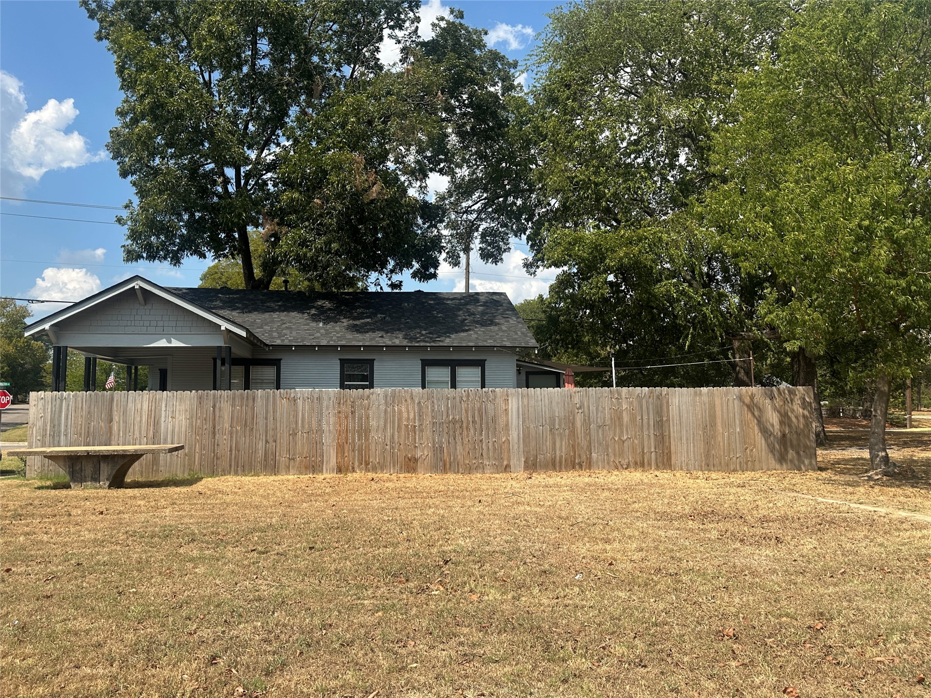 1410 W Elm Street Durant OK 74701
