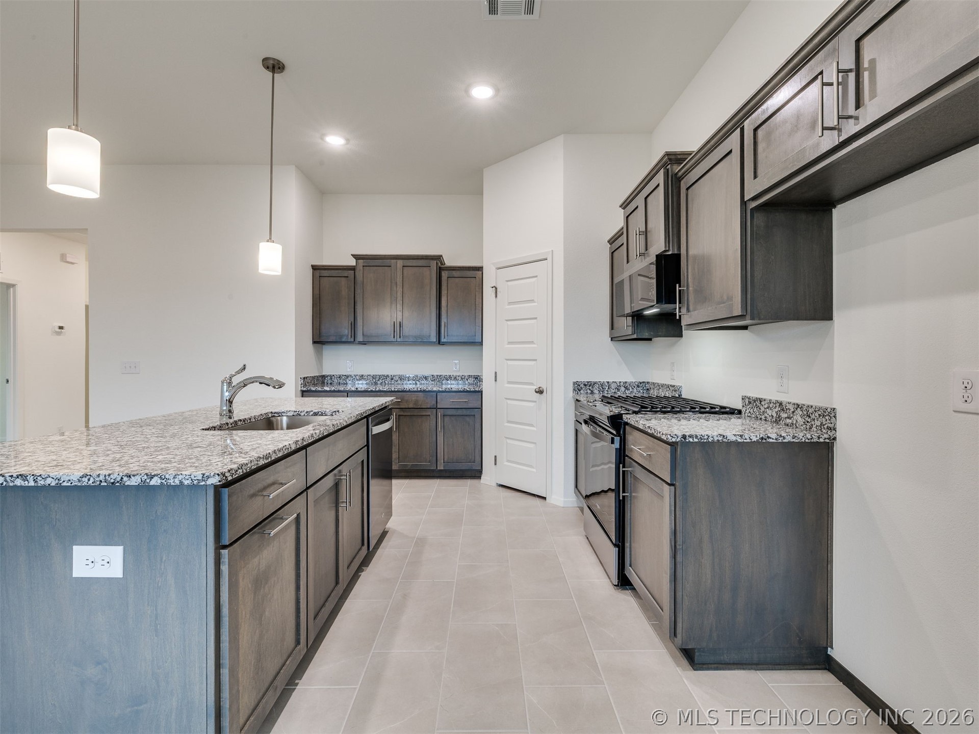 3501 E 153rd Street S Bixby OK 74008