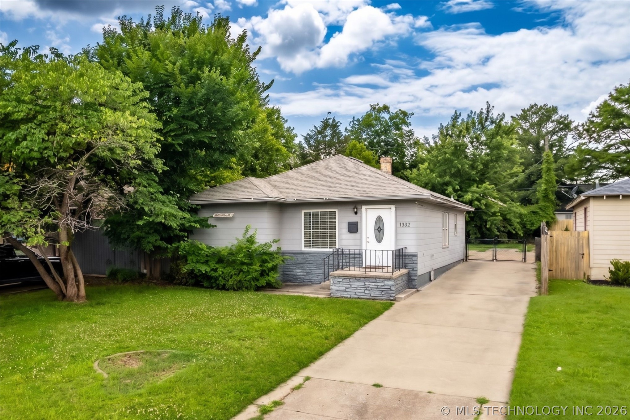 1332 S Knoxville Avenue Tulsa OK 74112