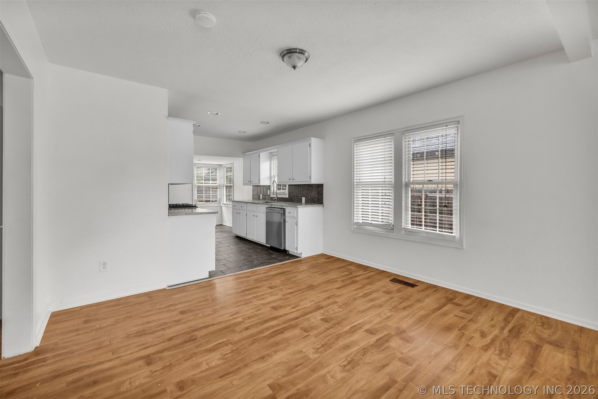 1332 S Knoxville Avenue Tulsa OK 74112