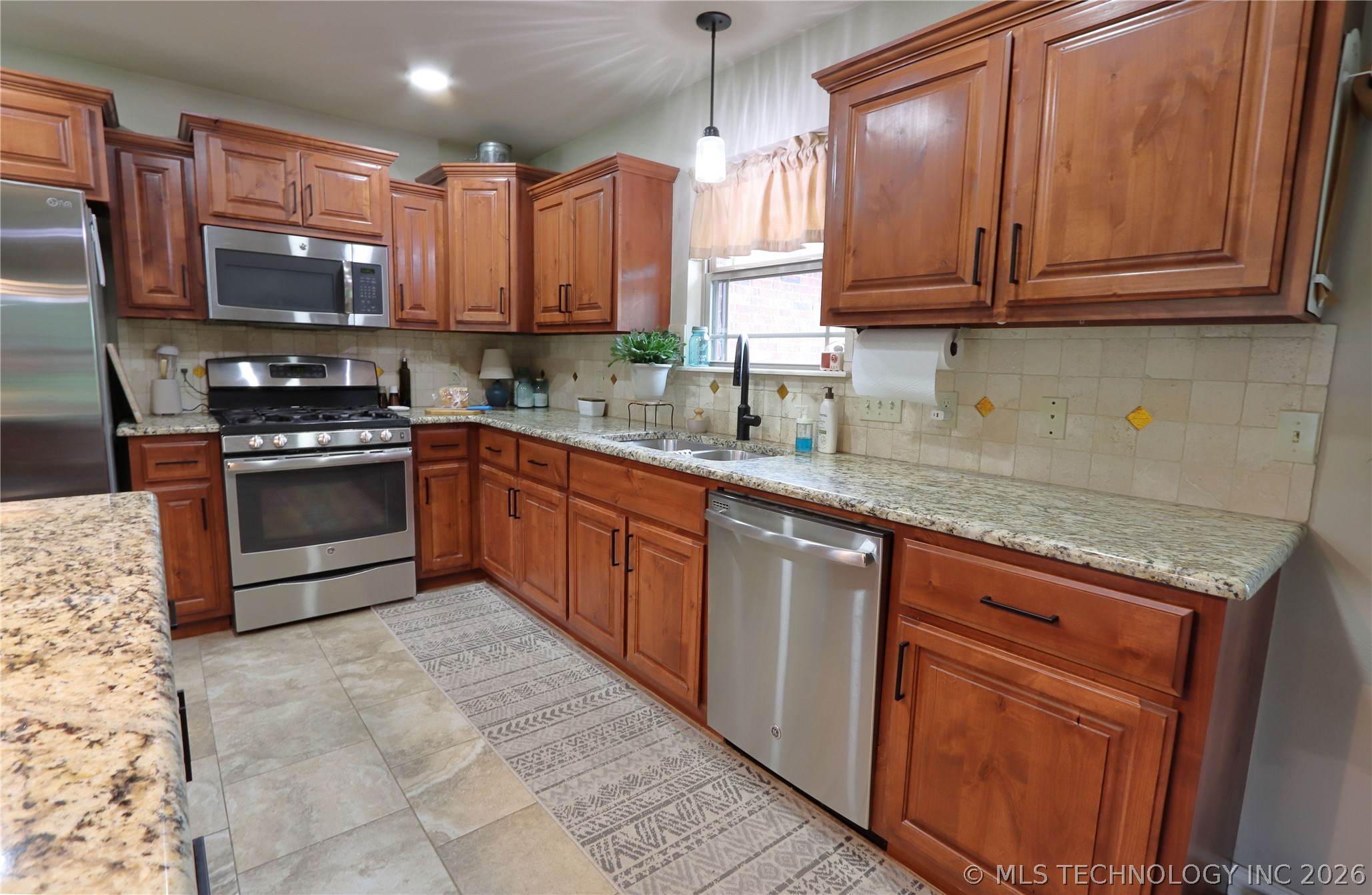 15044 S Ash Valley Lane Claremore OK 74017