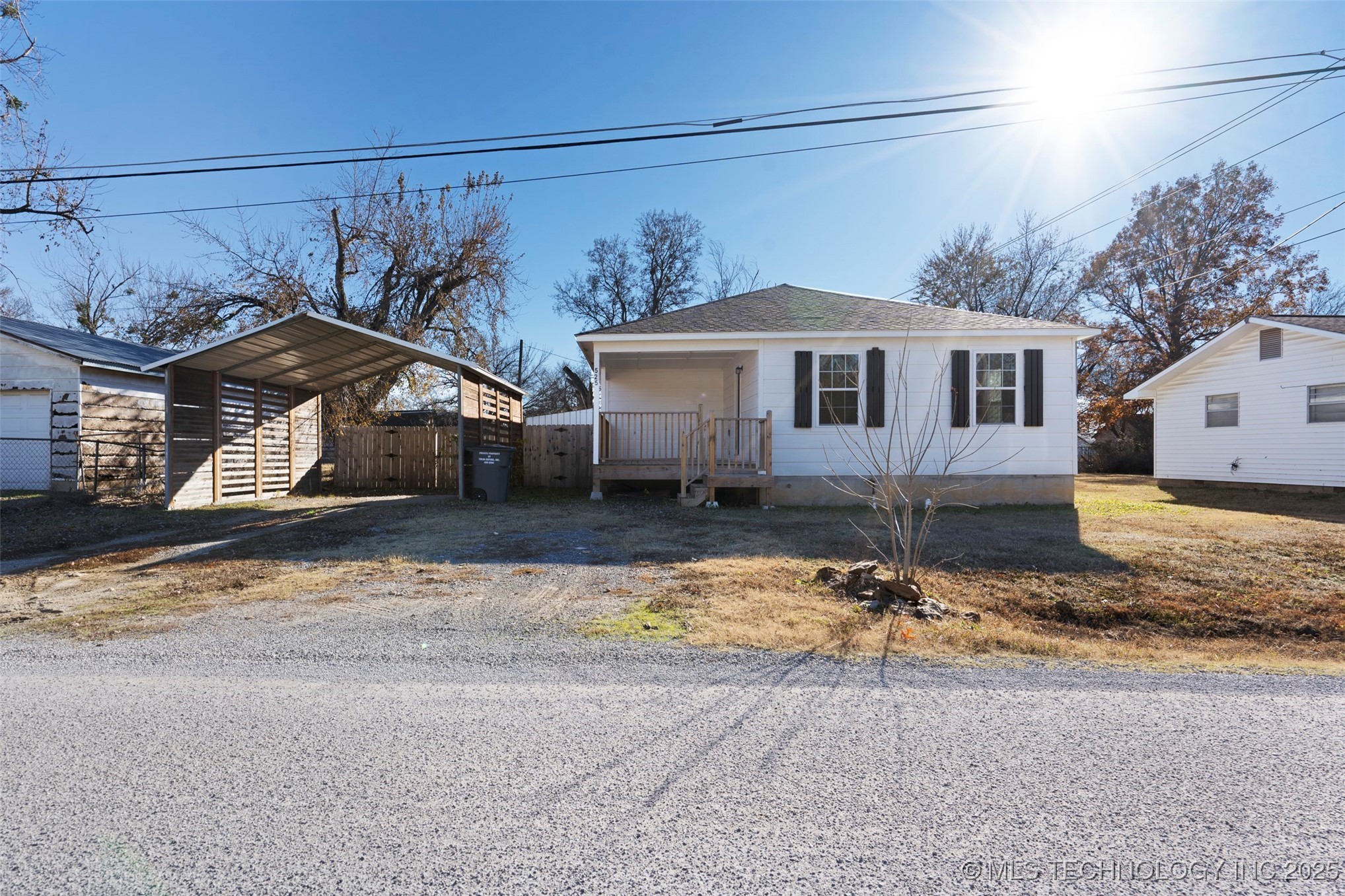 525 W Clay Street Chouteau OK 74337