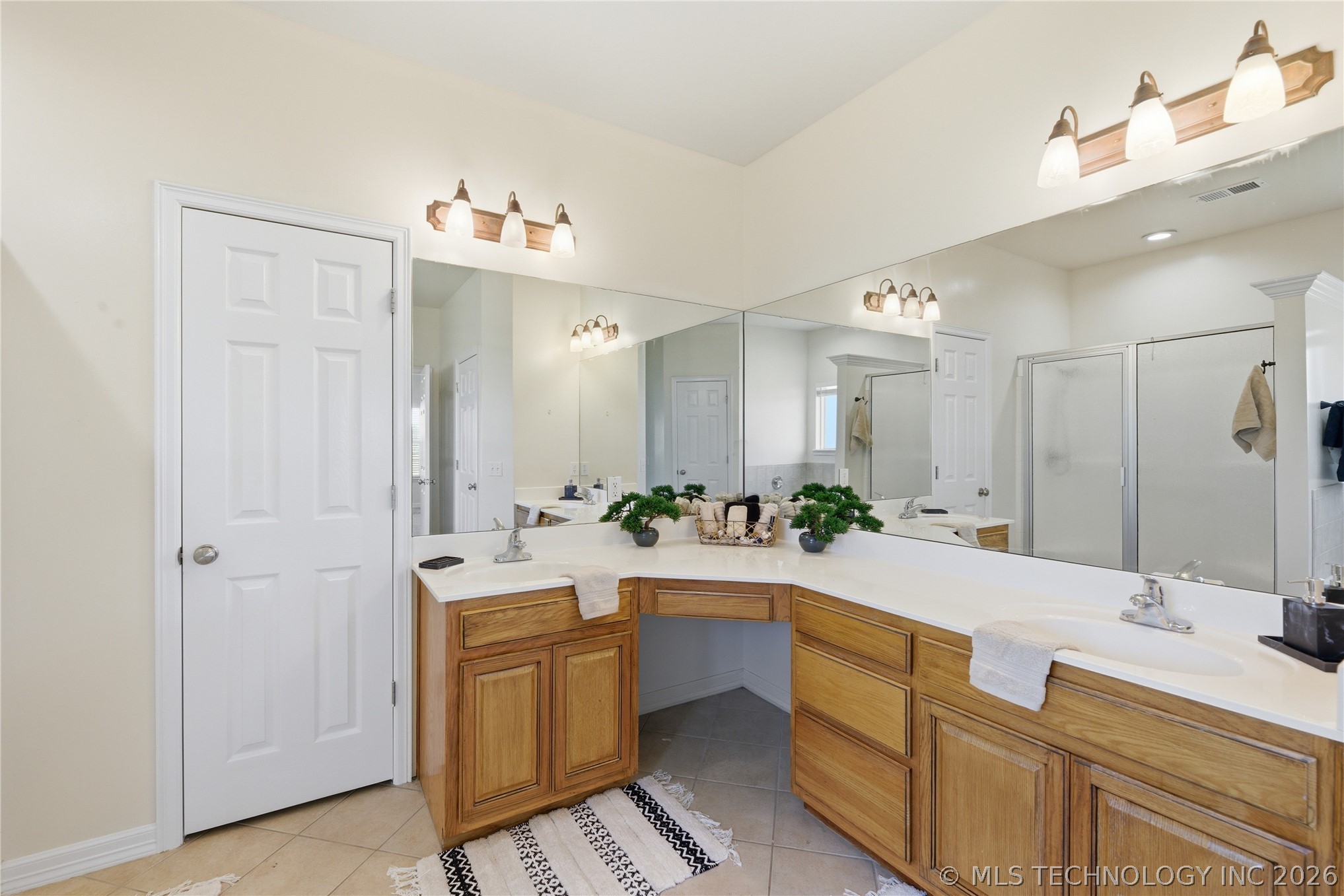 12512 N 165th Eastavenue Collinsville OK 74021