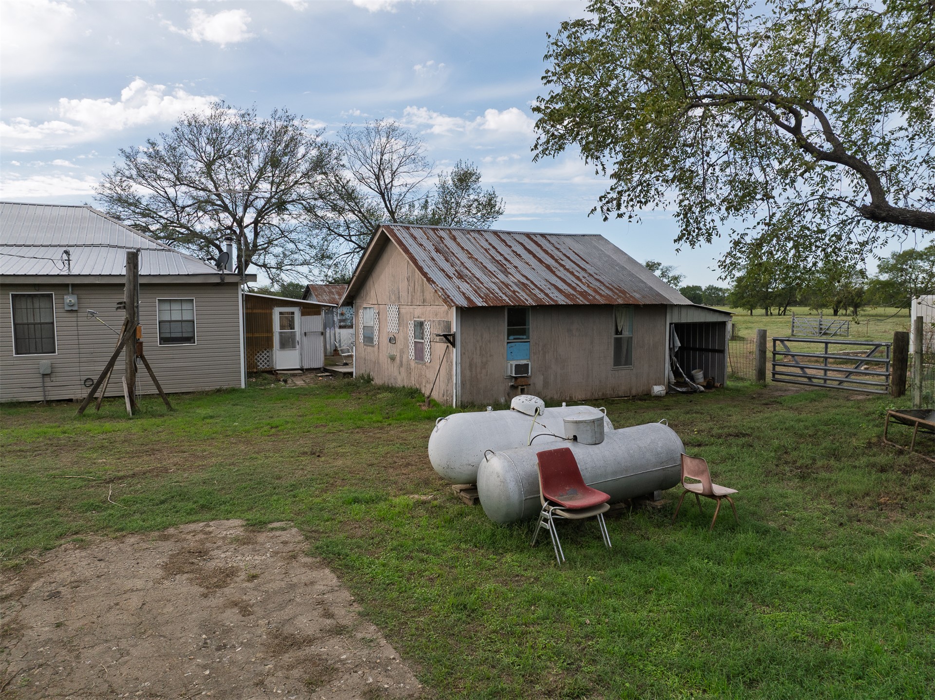 7347 E 420 Road Strang OK 74367