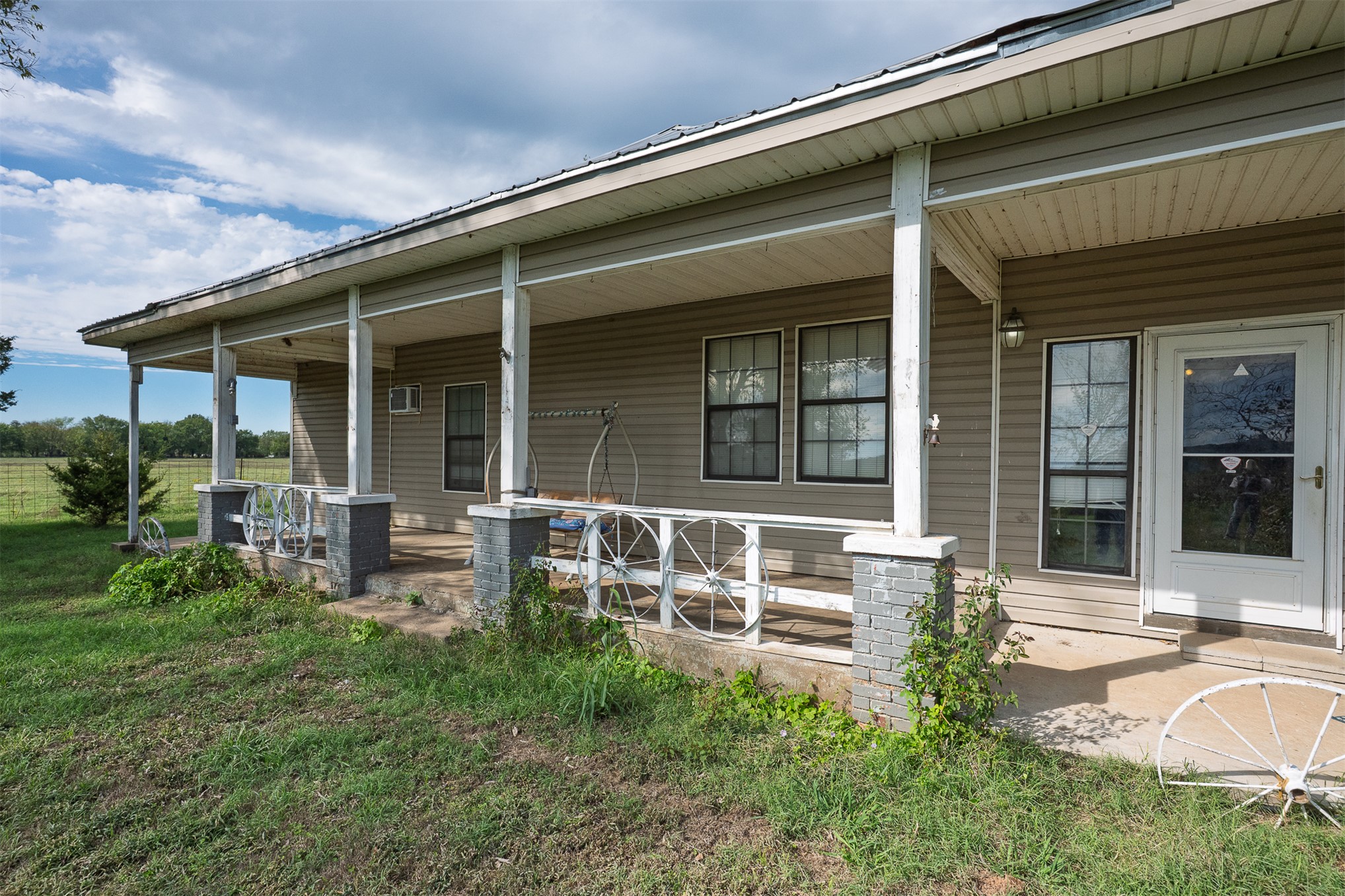 7347 E 420 Road Strang OK 74367