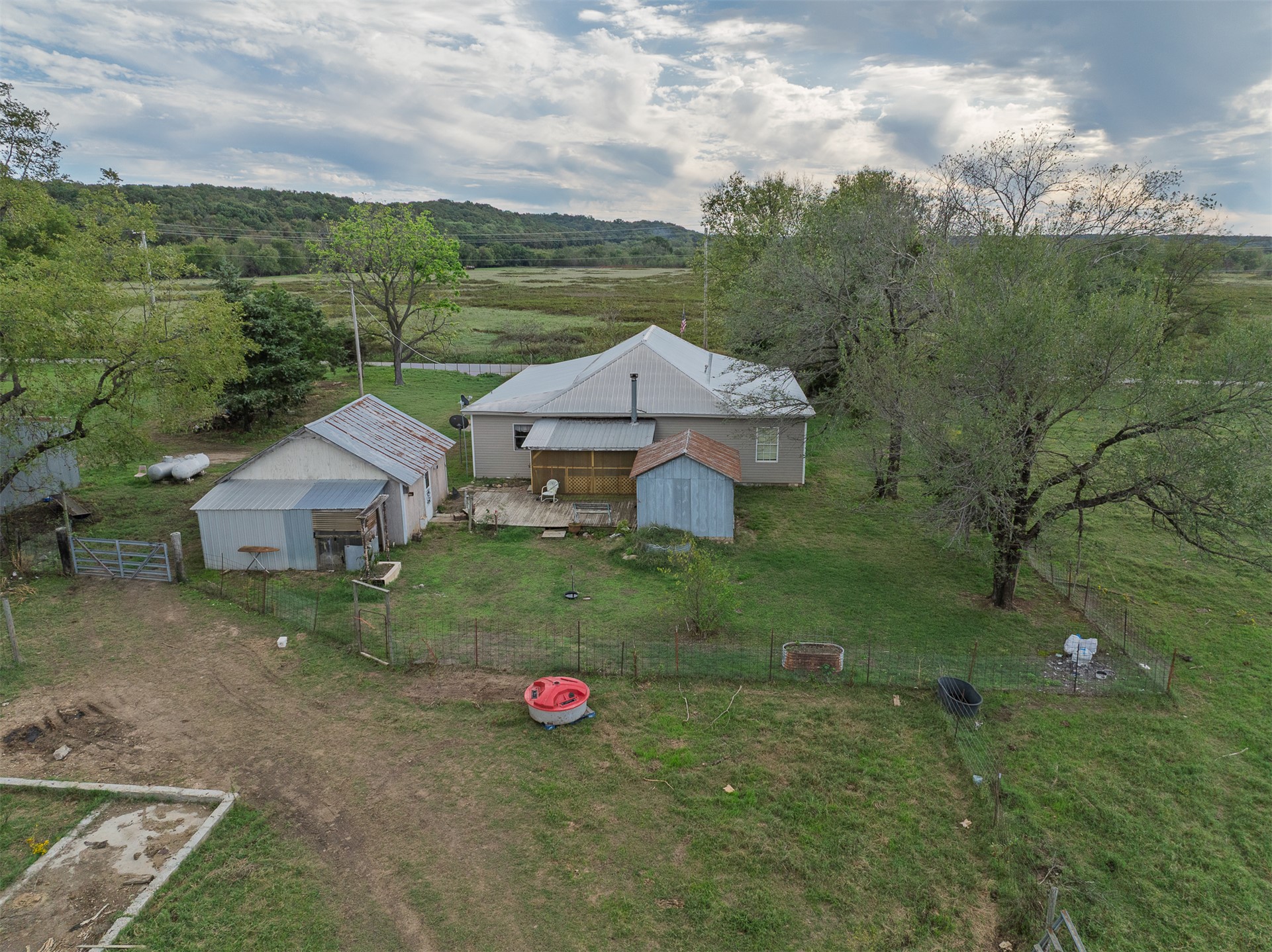 7347 E 420 Road Strang OK 74367
