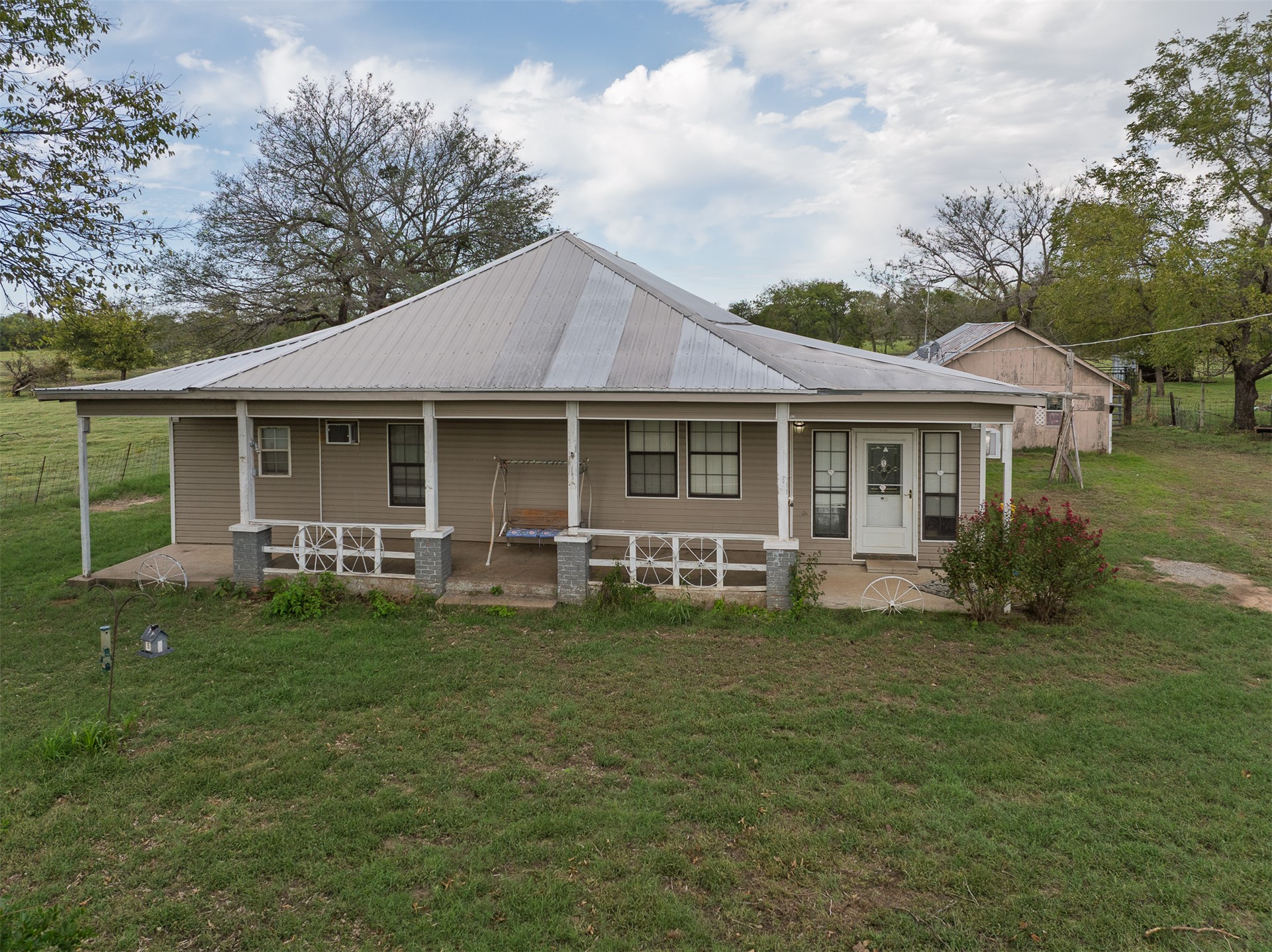 7347 E 420 Road Strang OK 74367
