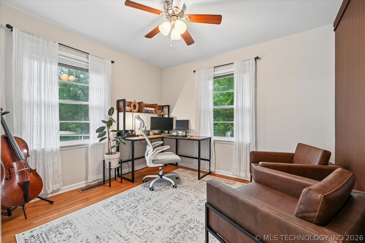 5941 E 25th Place Tulsa OK 74114
