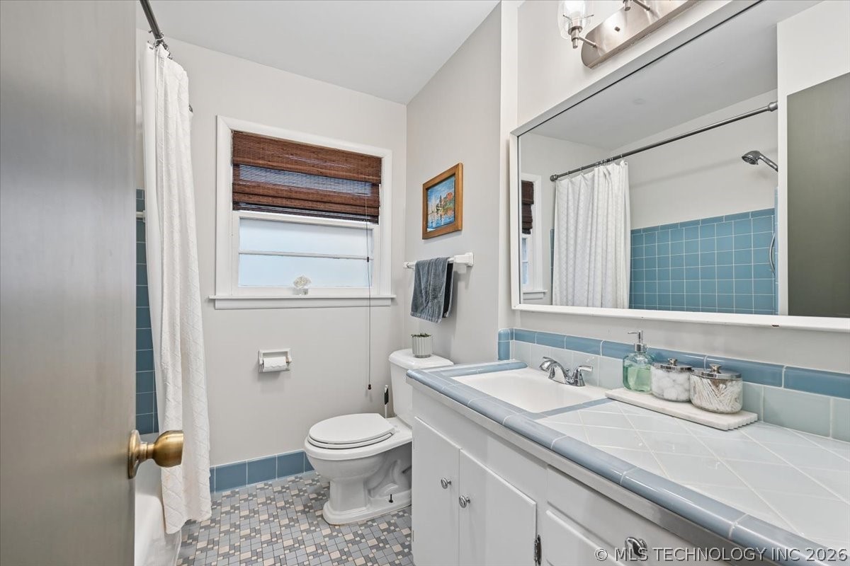 5941 E 25th Place Tulsa OK 74114