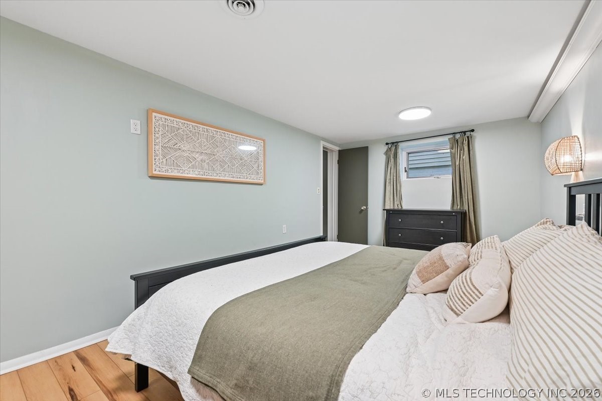 5941 E 25th Place Tulsa OK 74114