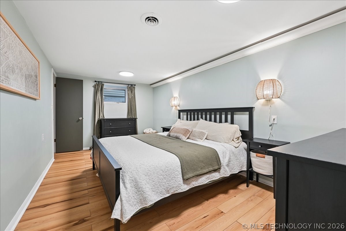 5941 E 25th Place Tulsa OK 74114