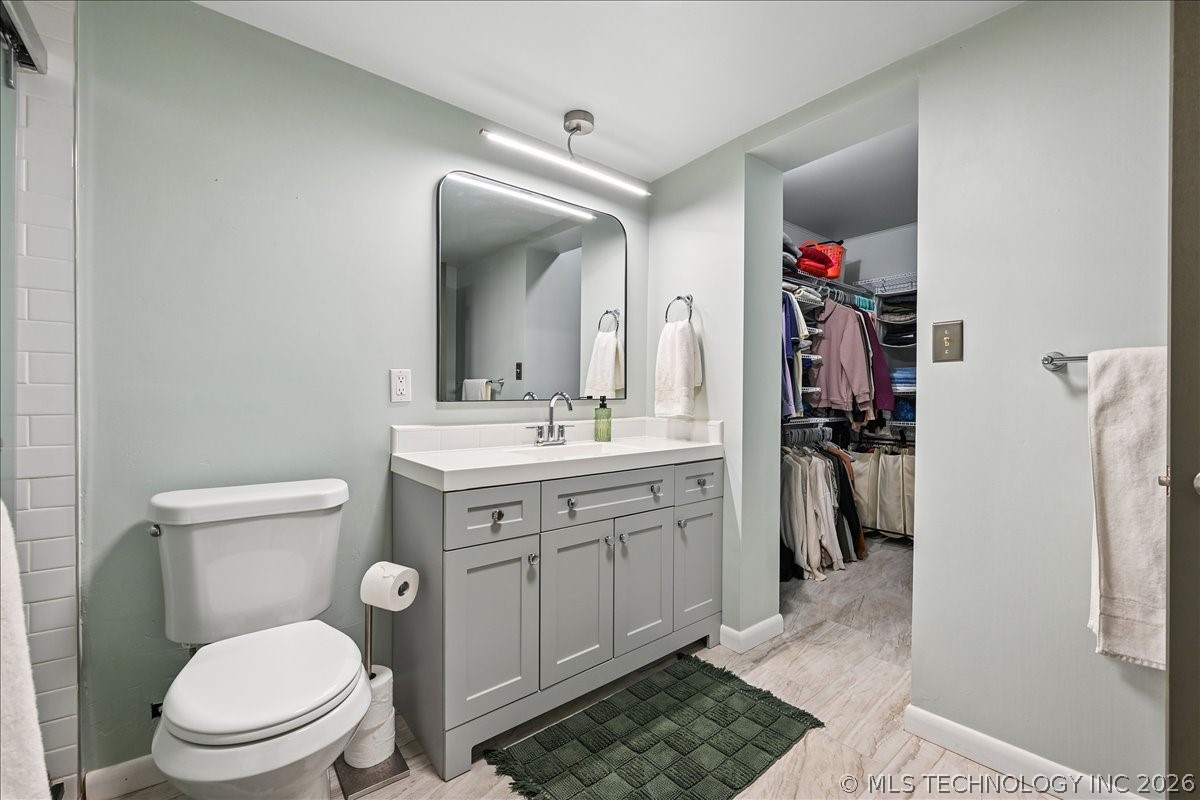 5941 E 25th Place Tulsa OK 74114