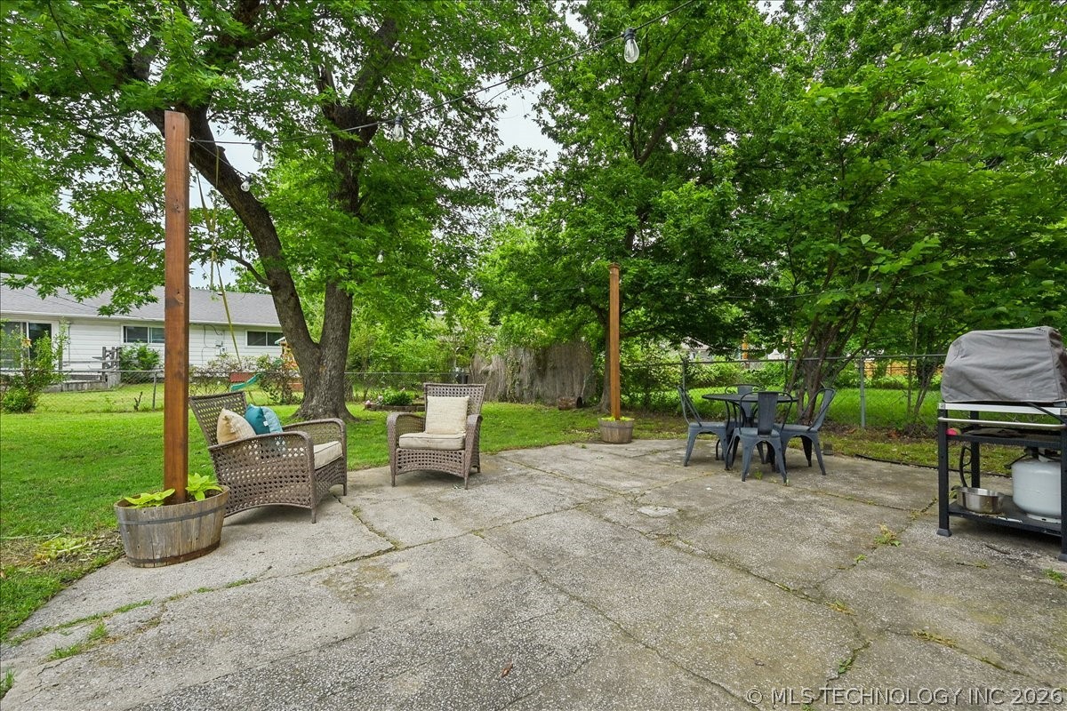 5941 E 25th Place Tulsa OK 74114