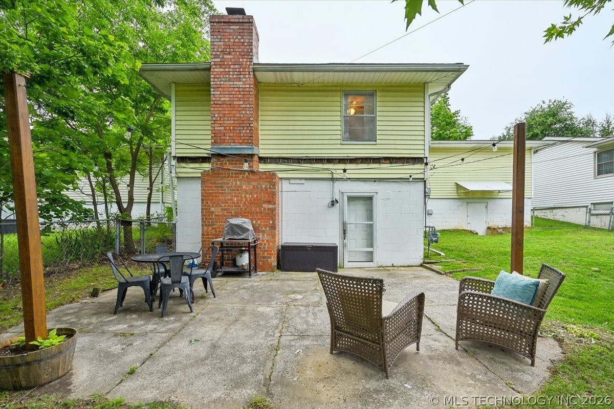 5941 E 25th Place Tulsa OK 74114