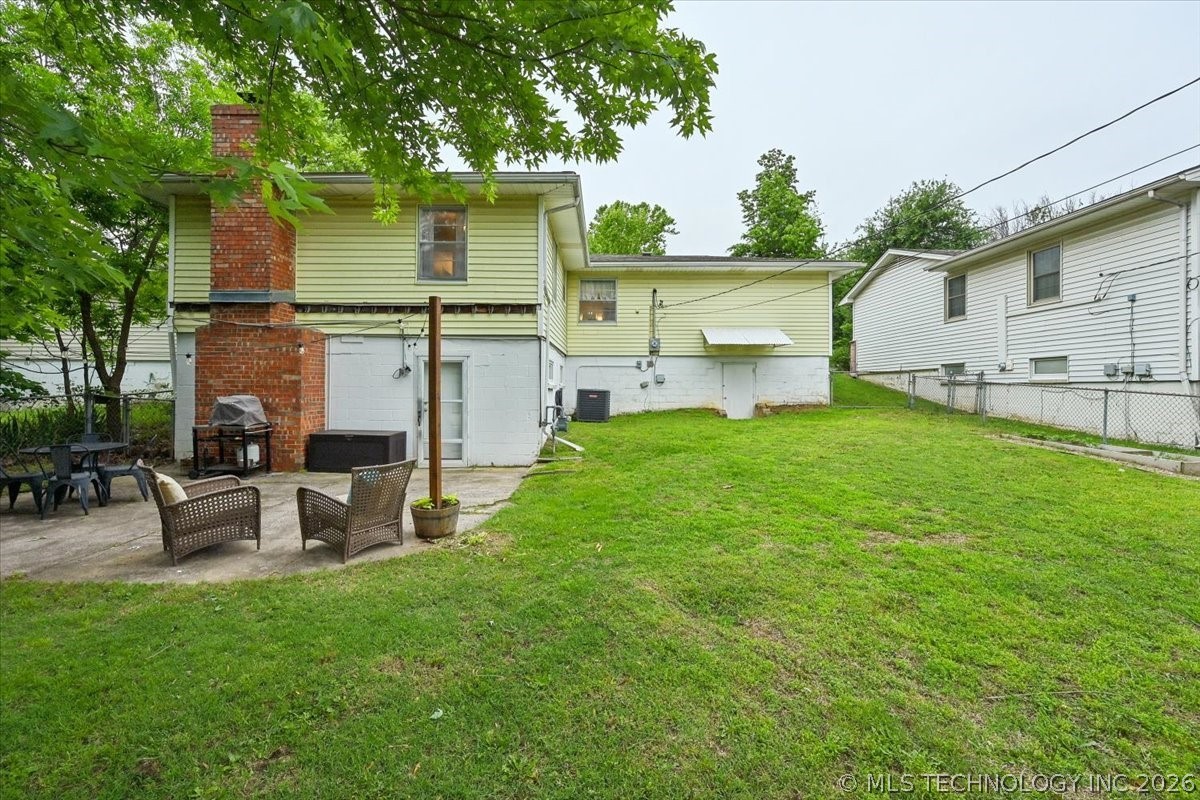 5941 E 25th Place Tulsa OK 74114