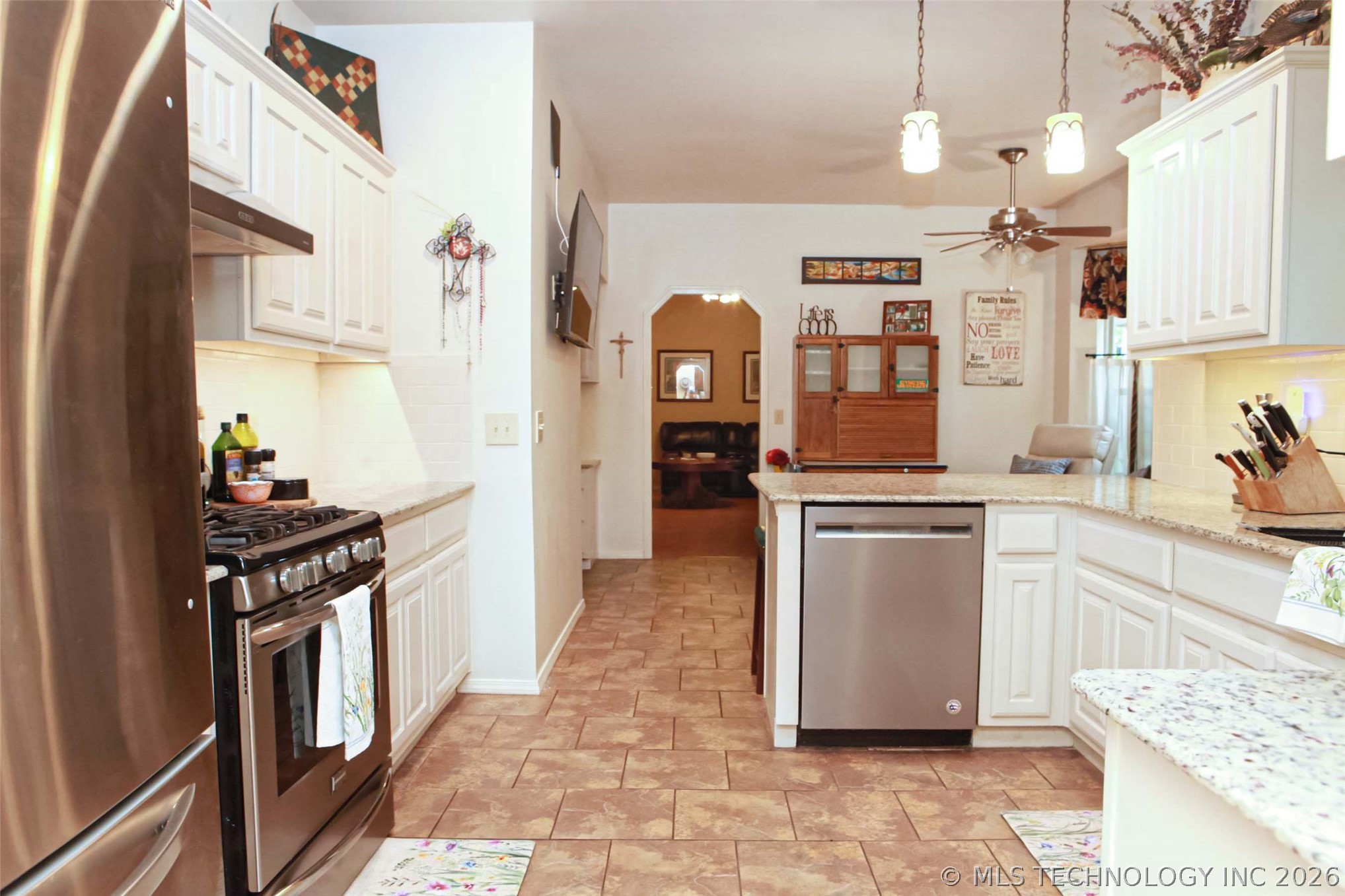 6305 S Ash Avenue Broken Arrow OK 74011