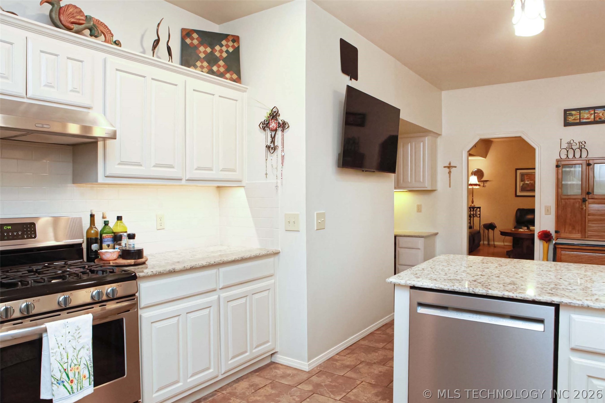 6305 S Ash Avenue Broken Arrow OK 74011