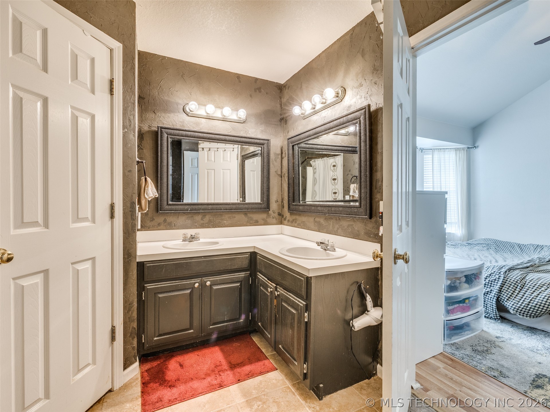 11702 S Gum Avenue Jenks OK 74037