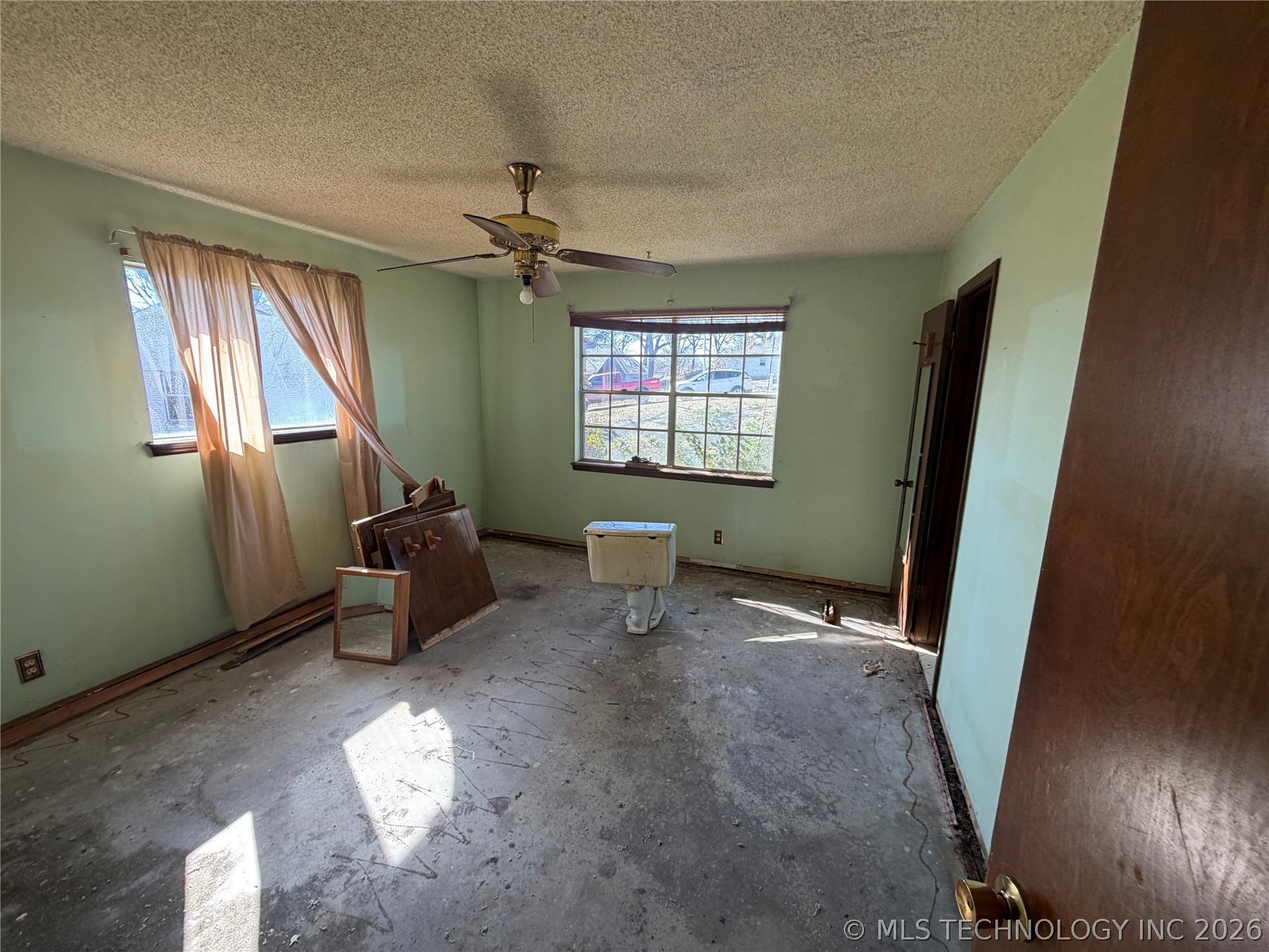2301 W Oklahoma Place Tulsa OK 74127