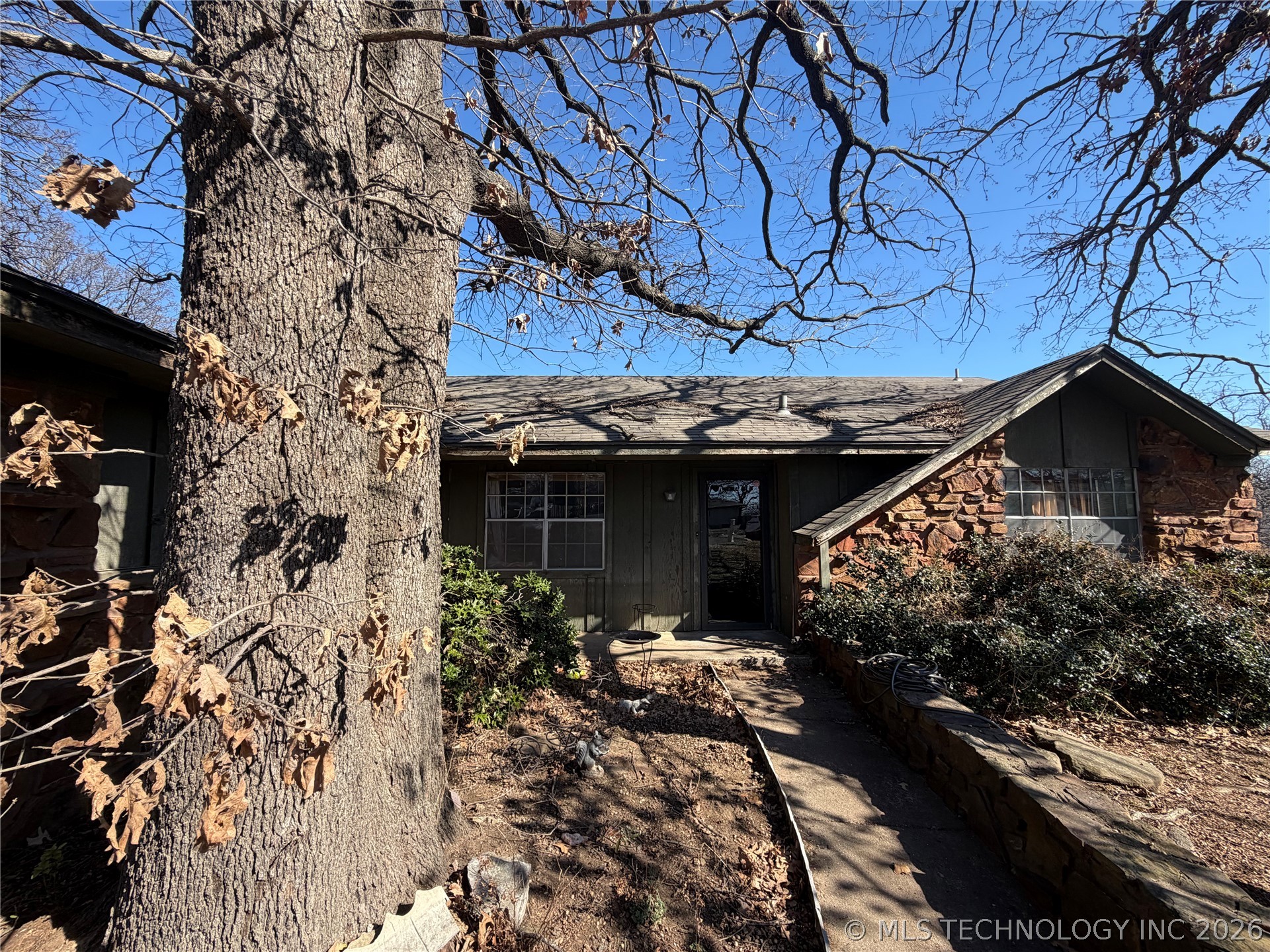 2301 W Oklahoma Place Tulsa OK 74127