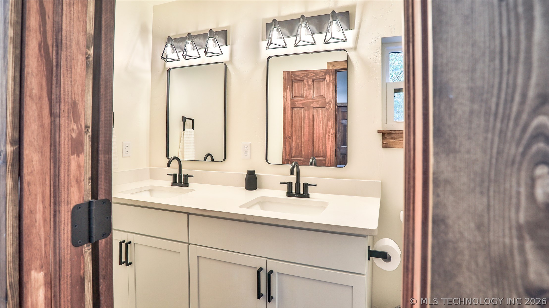 537 Hidden Oaks Trail Broken Bow OK 74728